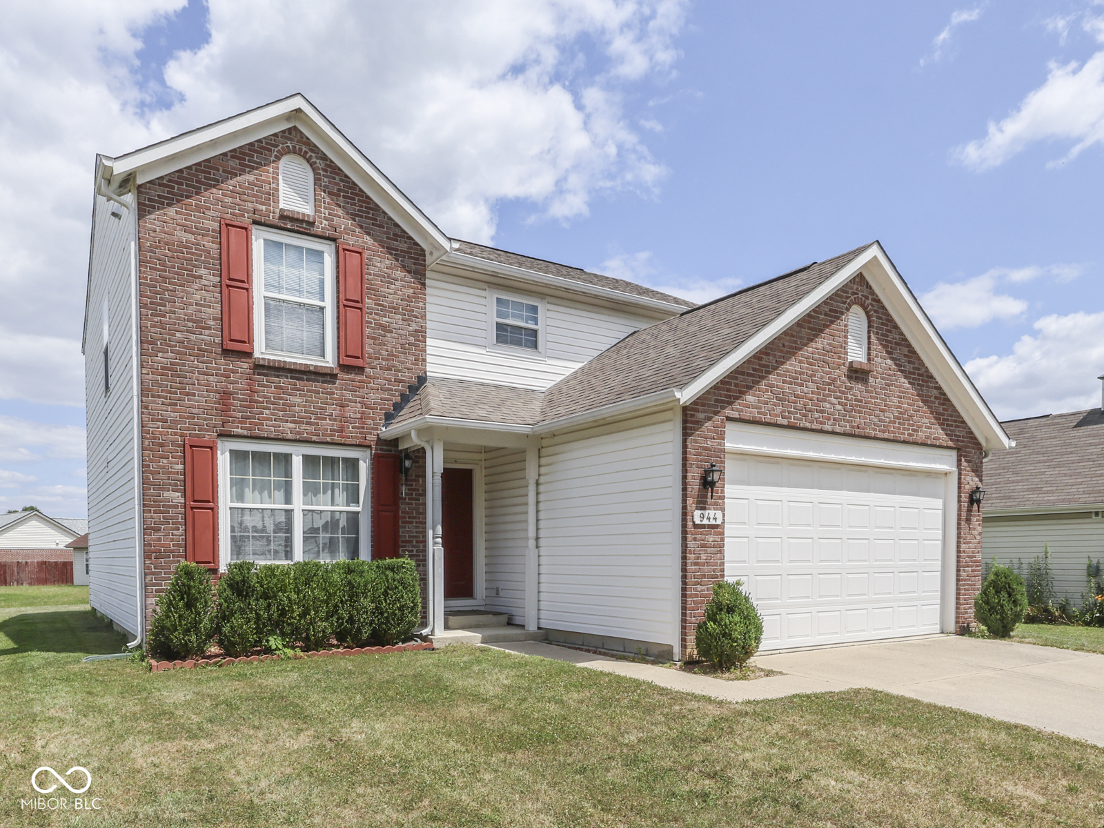944 Angus Lane, Indianapolis, IN, 46217 photo 4 of 48