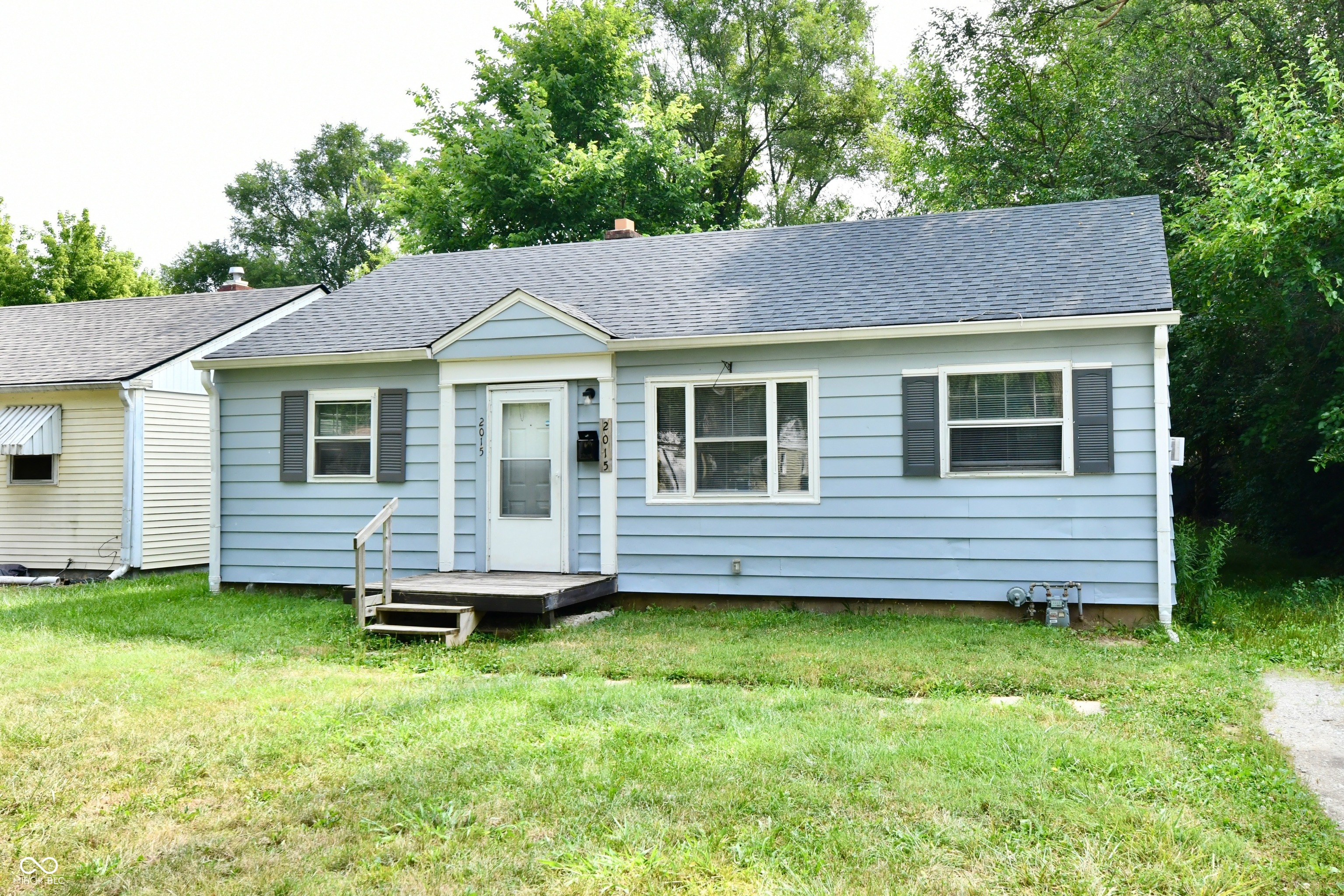 2015 Medford Avenue, Indianapolis, IN, 46222 photo 4 of 39