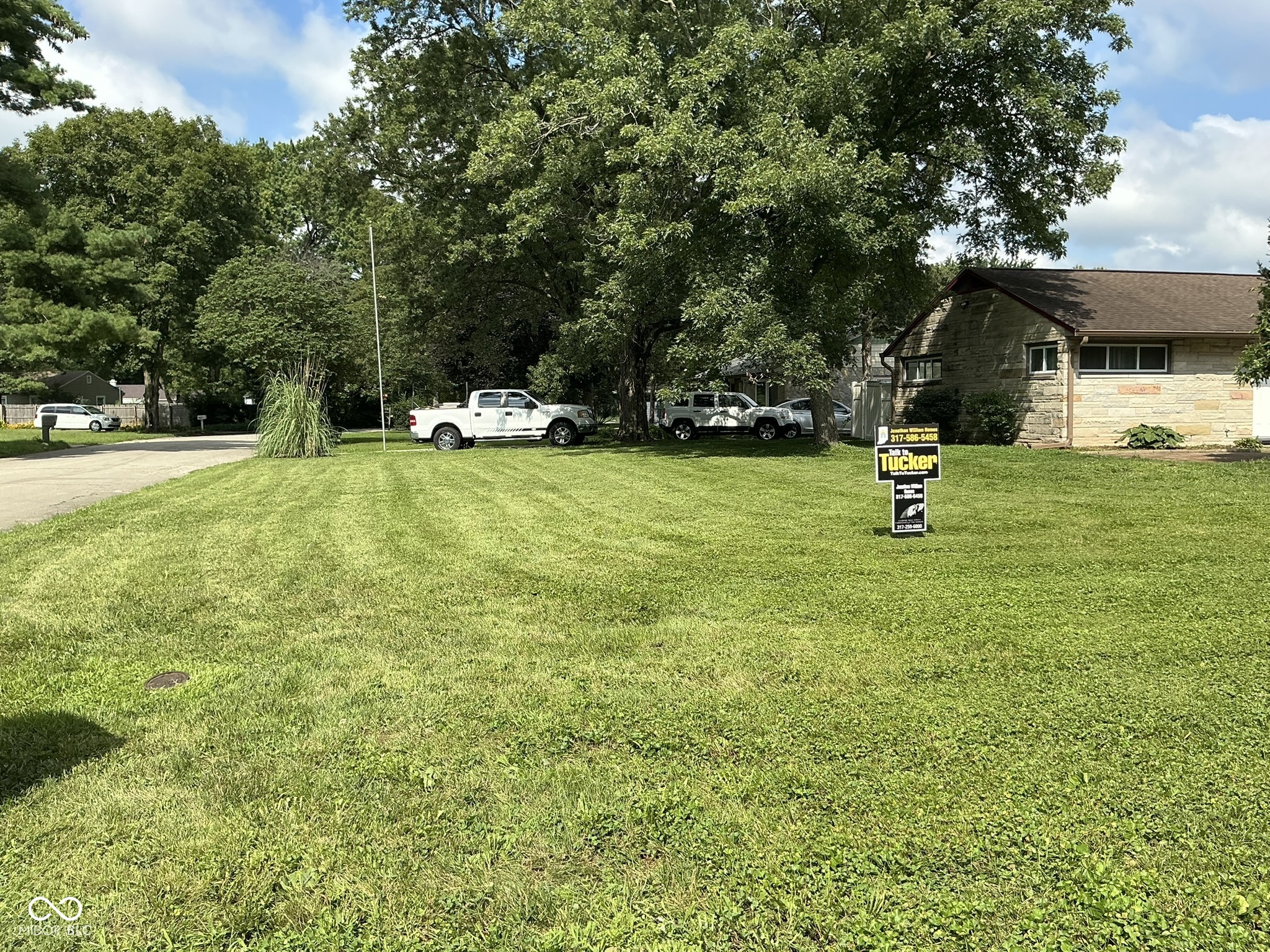1816 Randall Court, Indianapolis, IN, 46240 photo 4 of 25