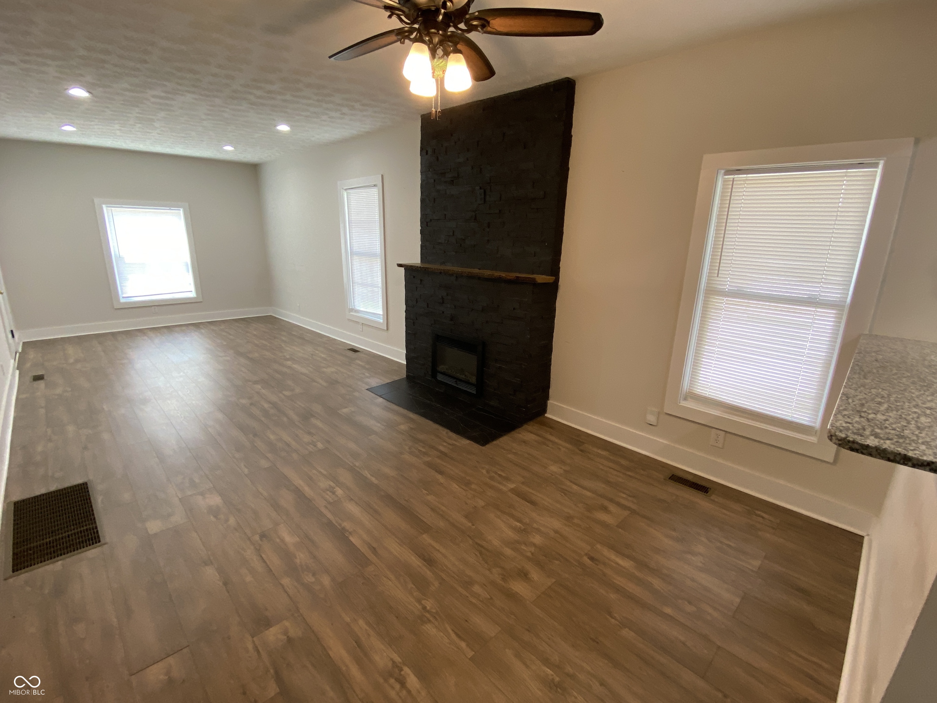 340 W 38th Street, Indianapolis, IN, 46208 photo 4 of 16