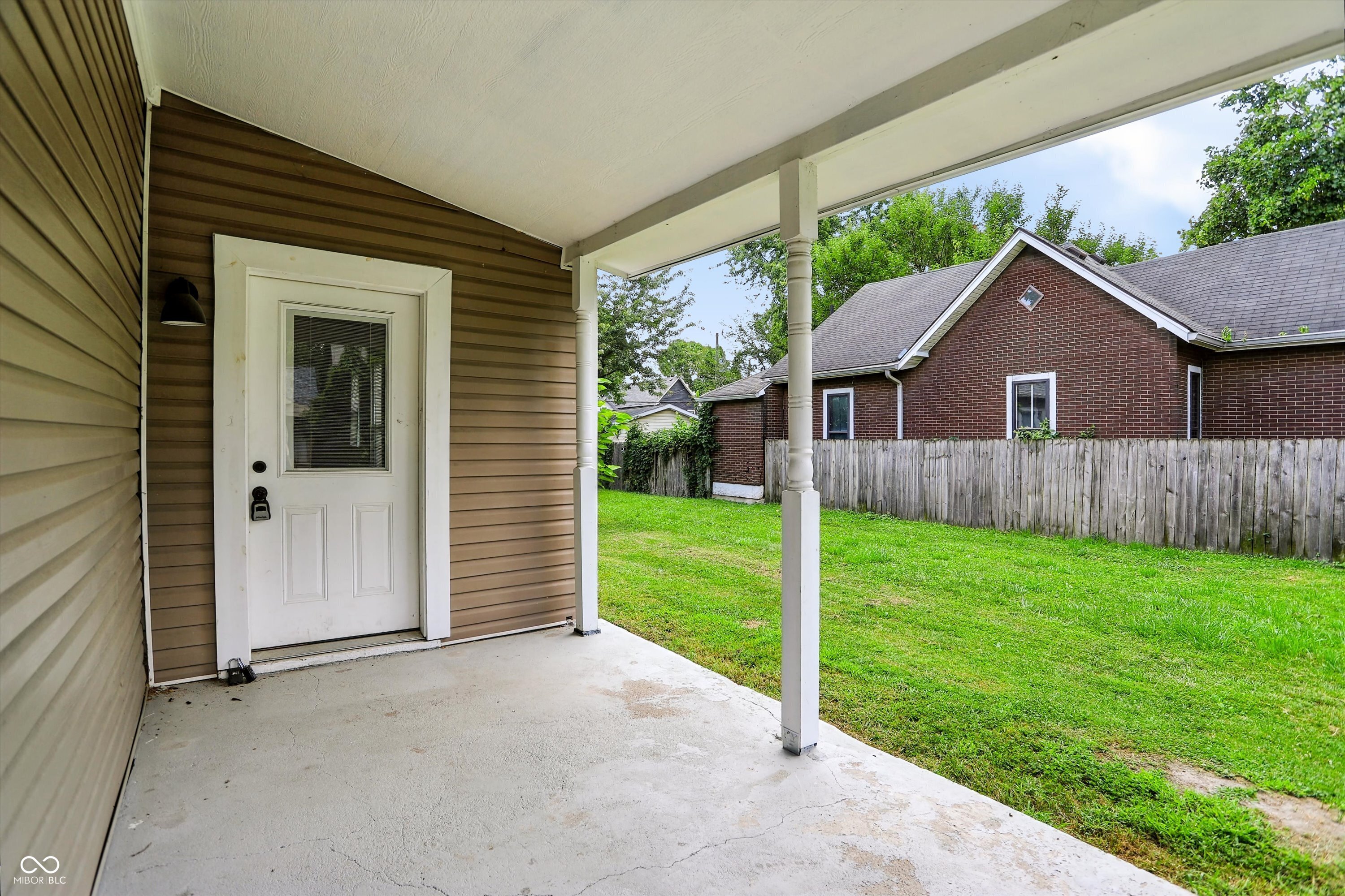 1033 S Randolph Street, Indianapolis, IN, 46203 photo 4 of 49