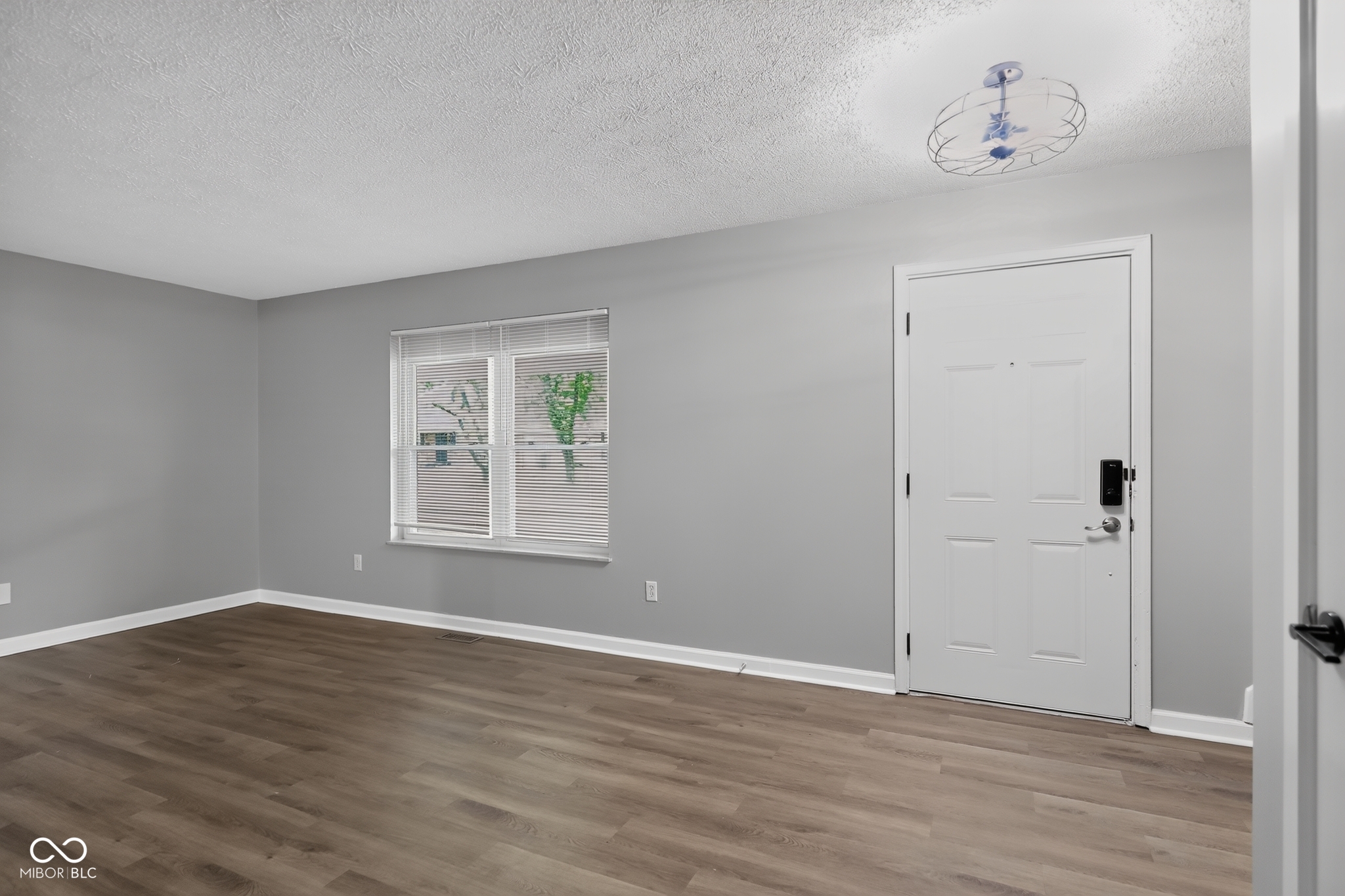 10211 Meadowlark Drive, Indianapolis, IN, 46235 photo 4 of 18
