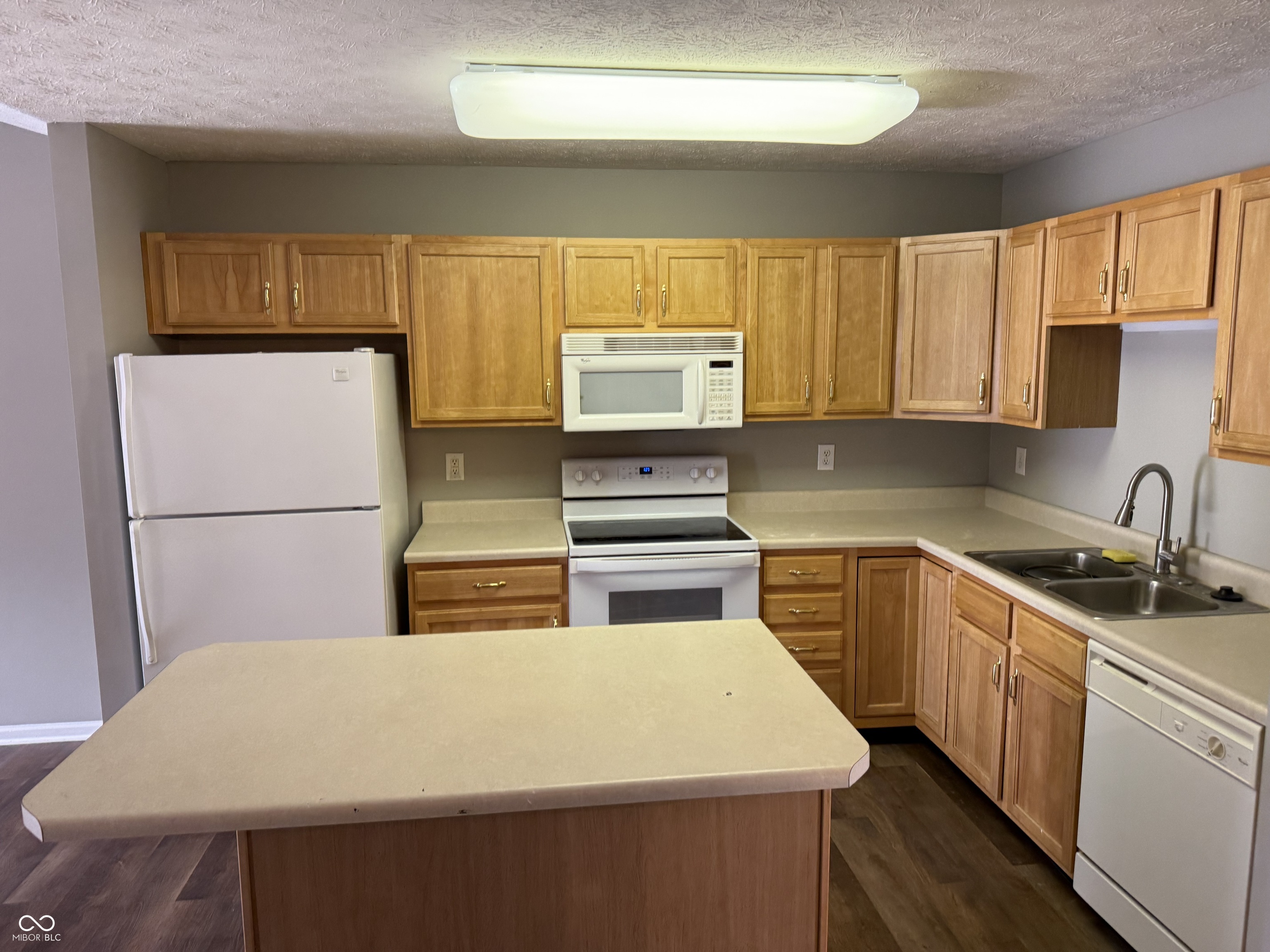 4717 Kelvington Drive, Indianapolis, IN, 46254 photo 4 of 9