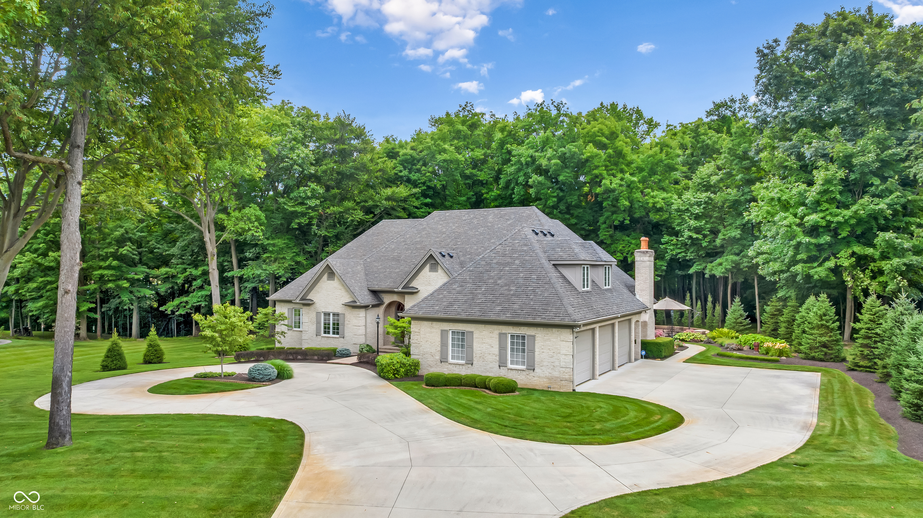 924 Woodcrest Way, Anderson, IN, 46012 photo 4 of 34