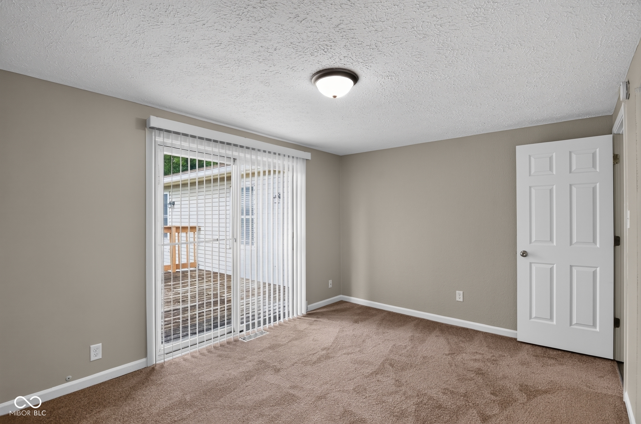 5631 Yucatan Drive, Indianapolis, IN, 46237 photo 4 of 30