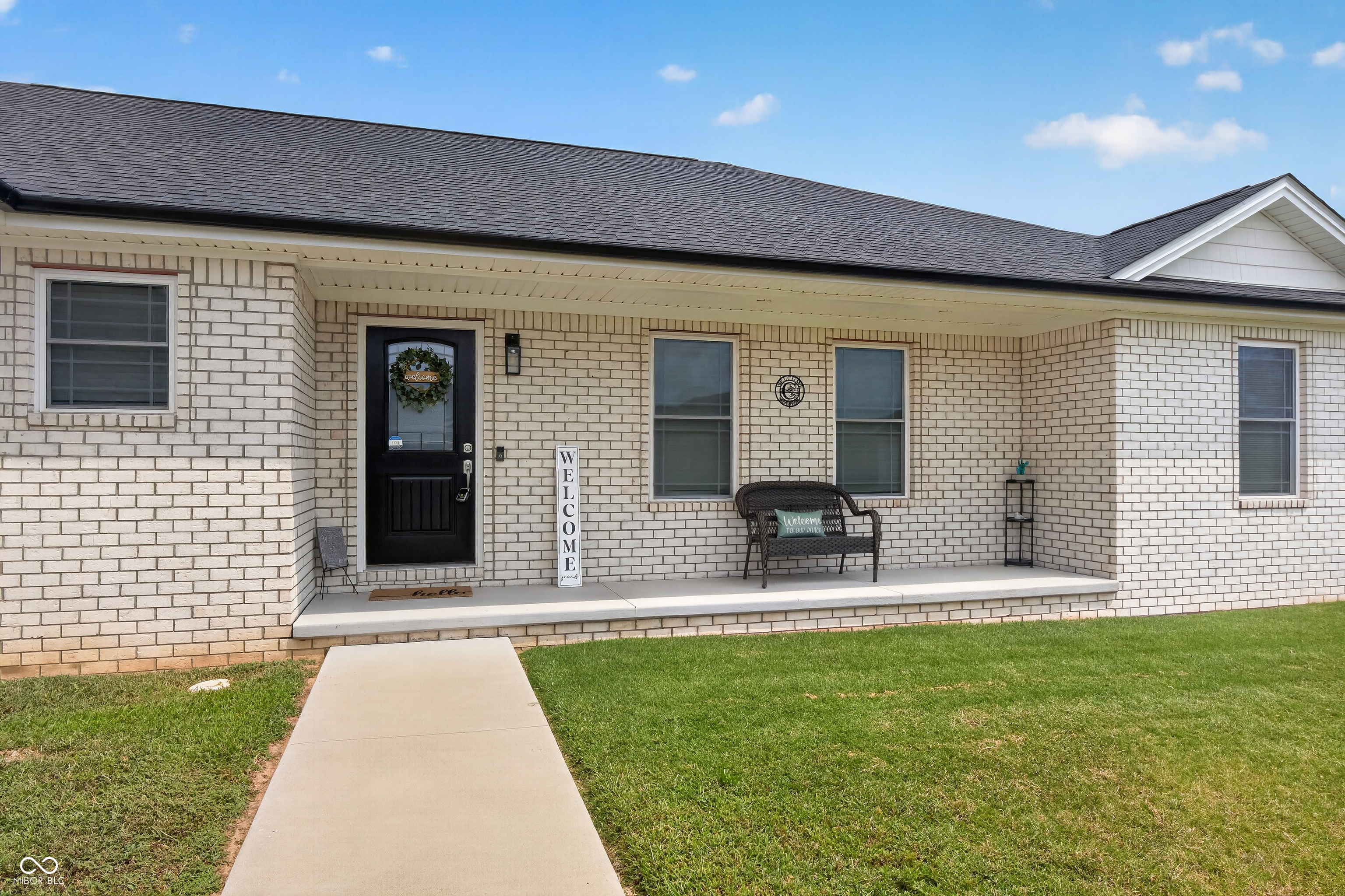 1723 Bell Ford Drive W, Seymour, IN, 47274 photo 4 of 43