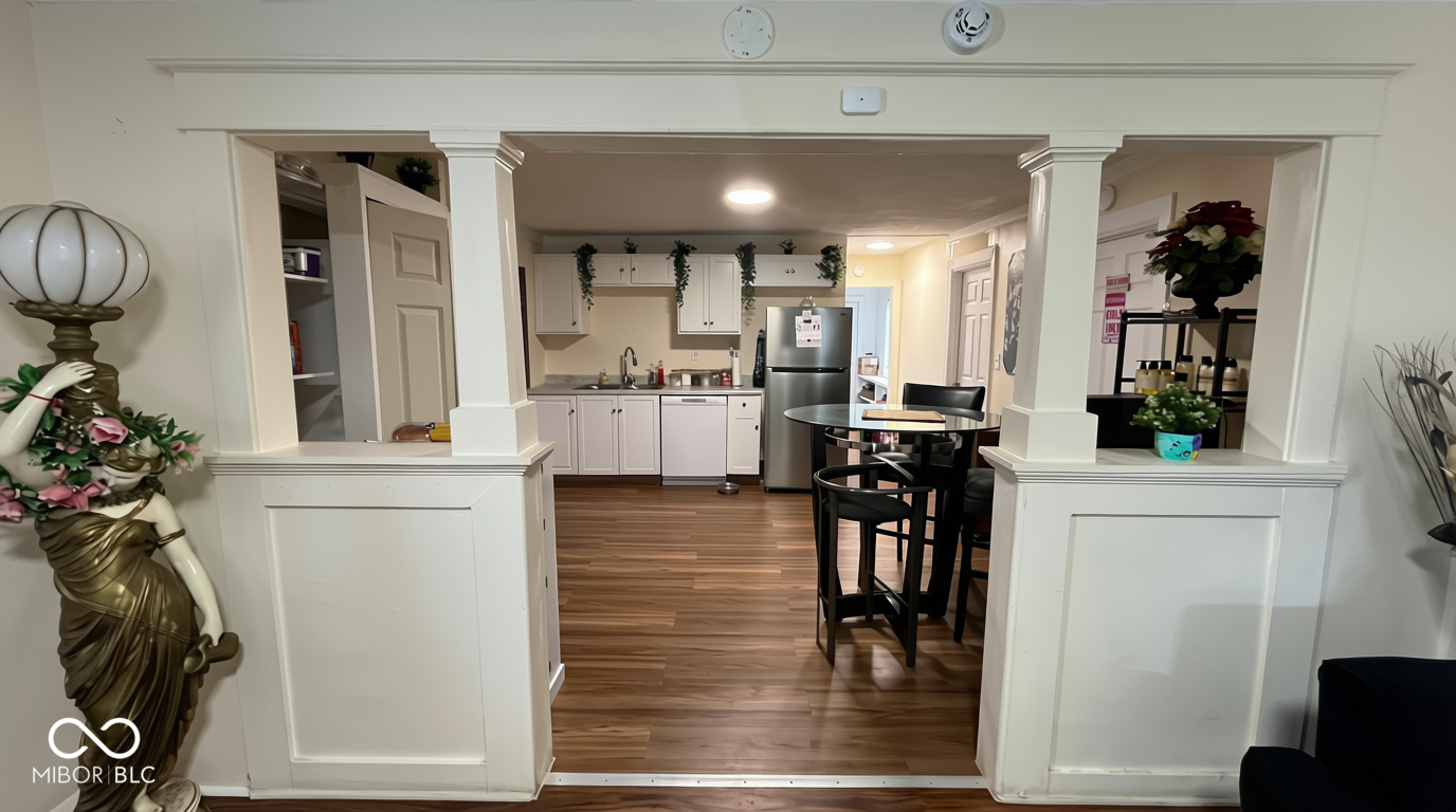 1154 Bacon Street, Indianapolis, IN, 46227 photo 4 of 26