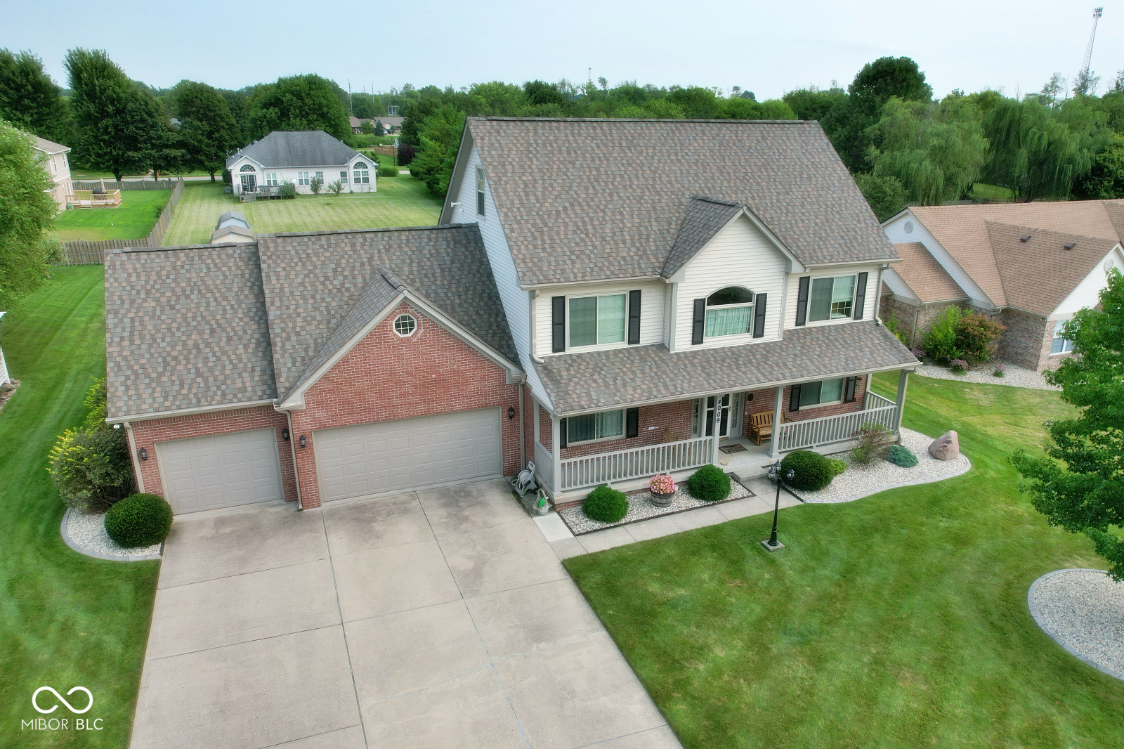 4009 S Loganberry Court, New Palestine, IN, 46163 photo 4 of 68