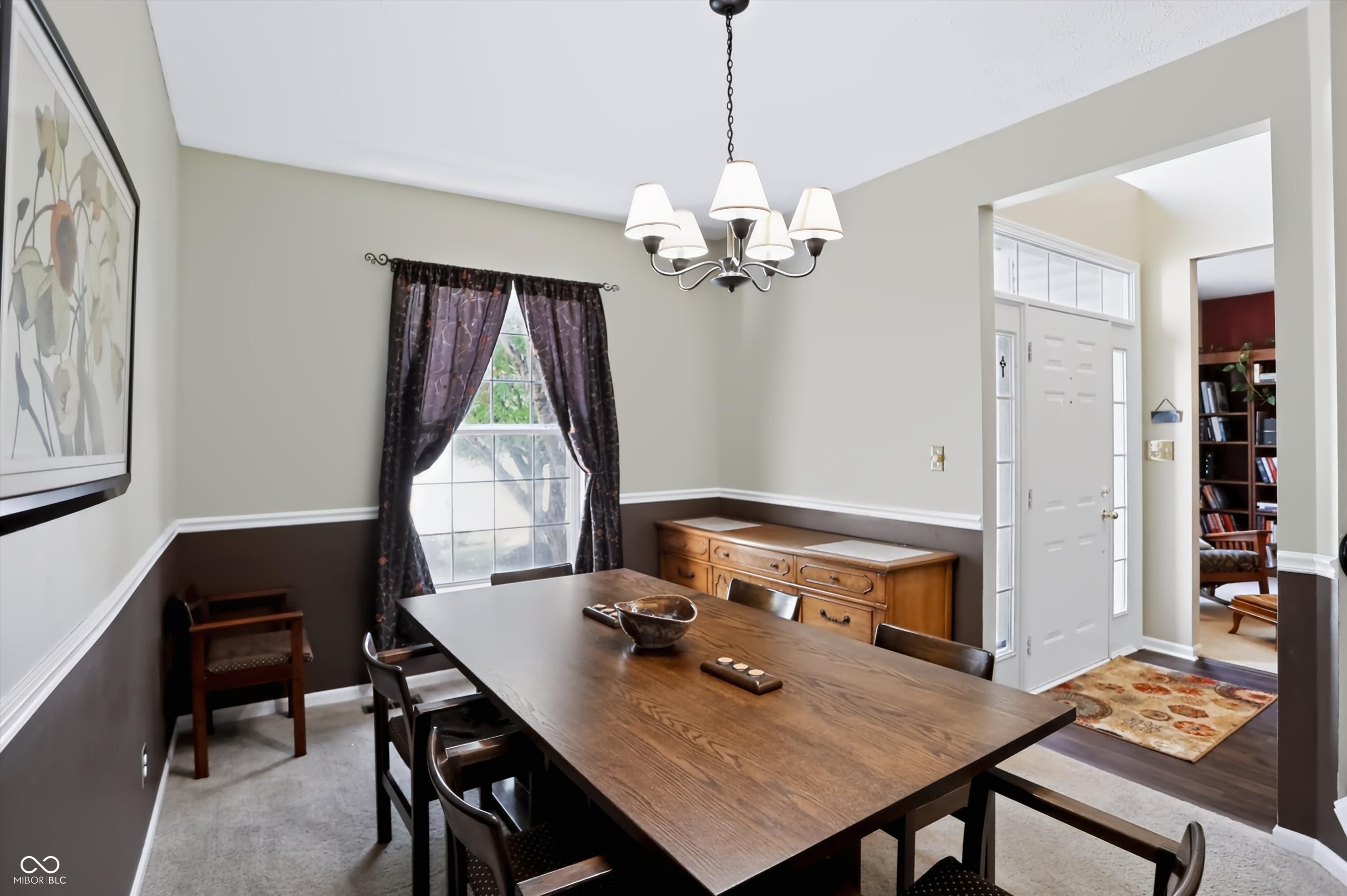 11810 Queenwood Court, Fishers, IN, 46037 photo 4 of 53