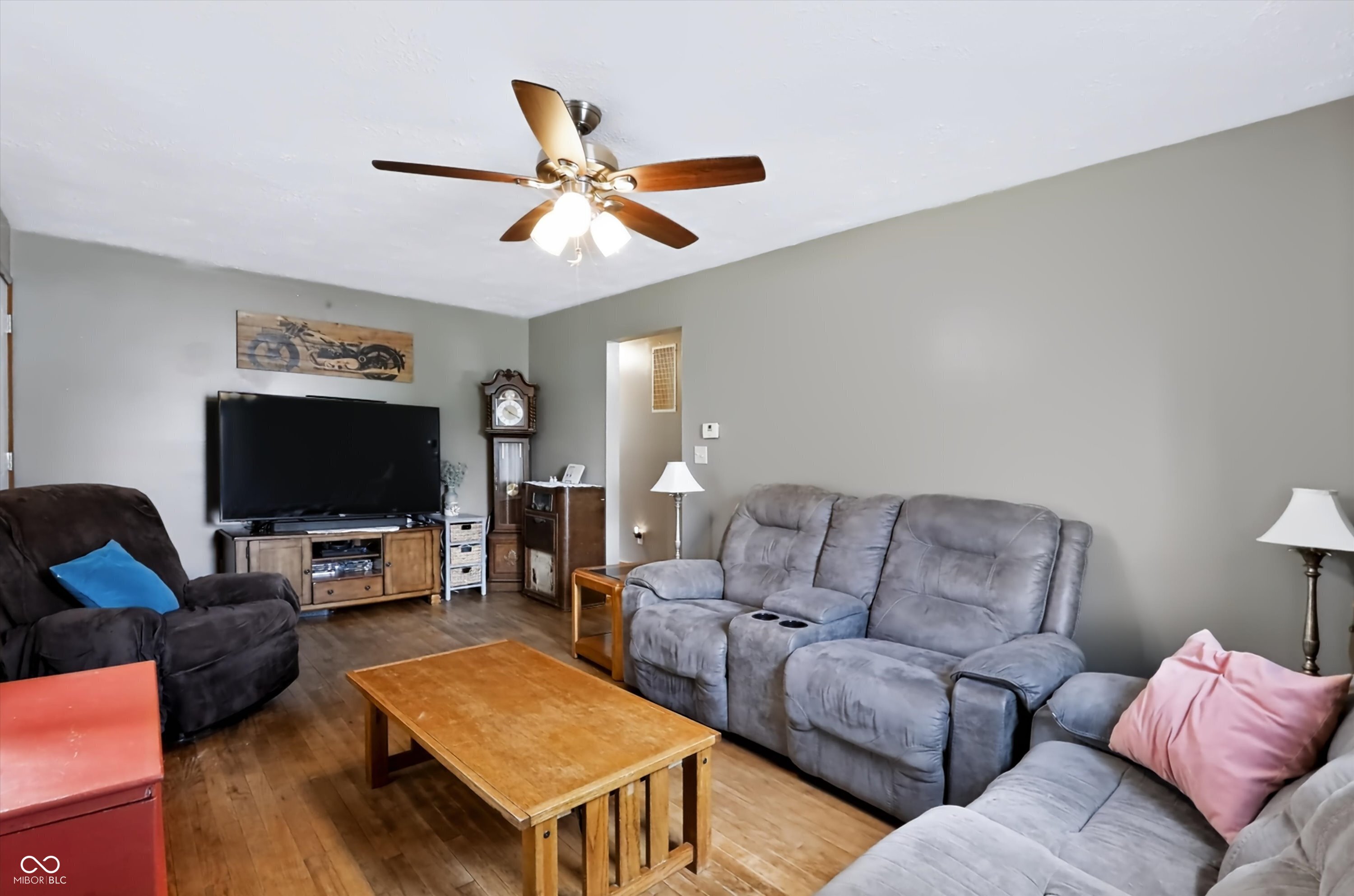 890 E Gray Street, Martinsville, IN, 46151 photo 4 of 23