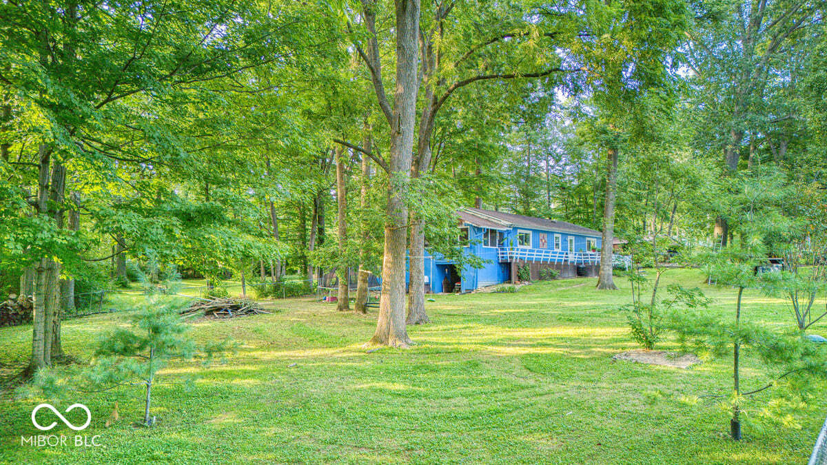 8608 S Providence Drive, Nineveh, IN, 46164 photo 4 of 30