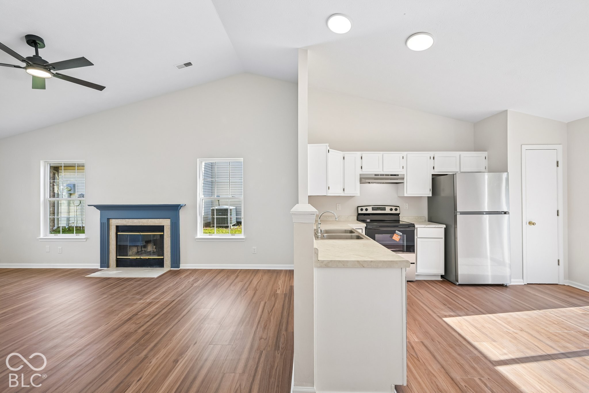 8333 Country Meadows Drive, Indianapolis, IN, 46234 photo 4 of 26