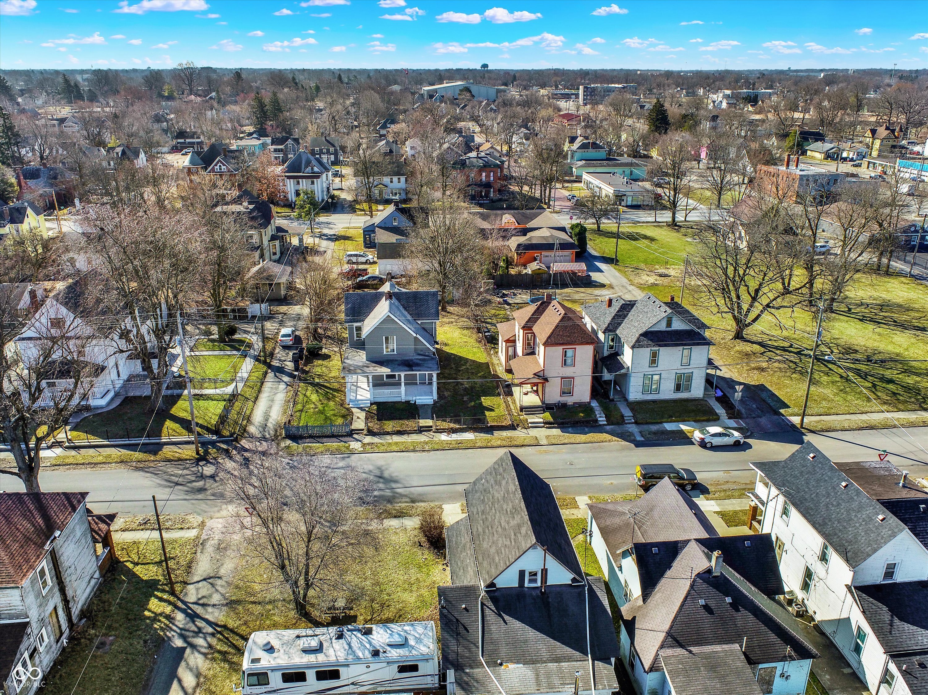 421 W 7th, Anderson, IN, 46016 photo 4 of 30