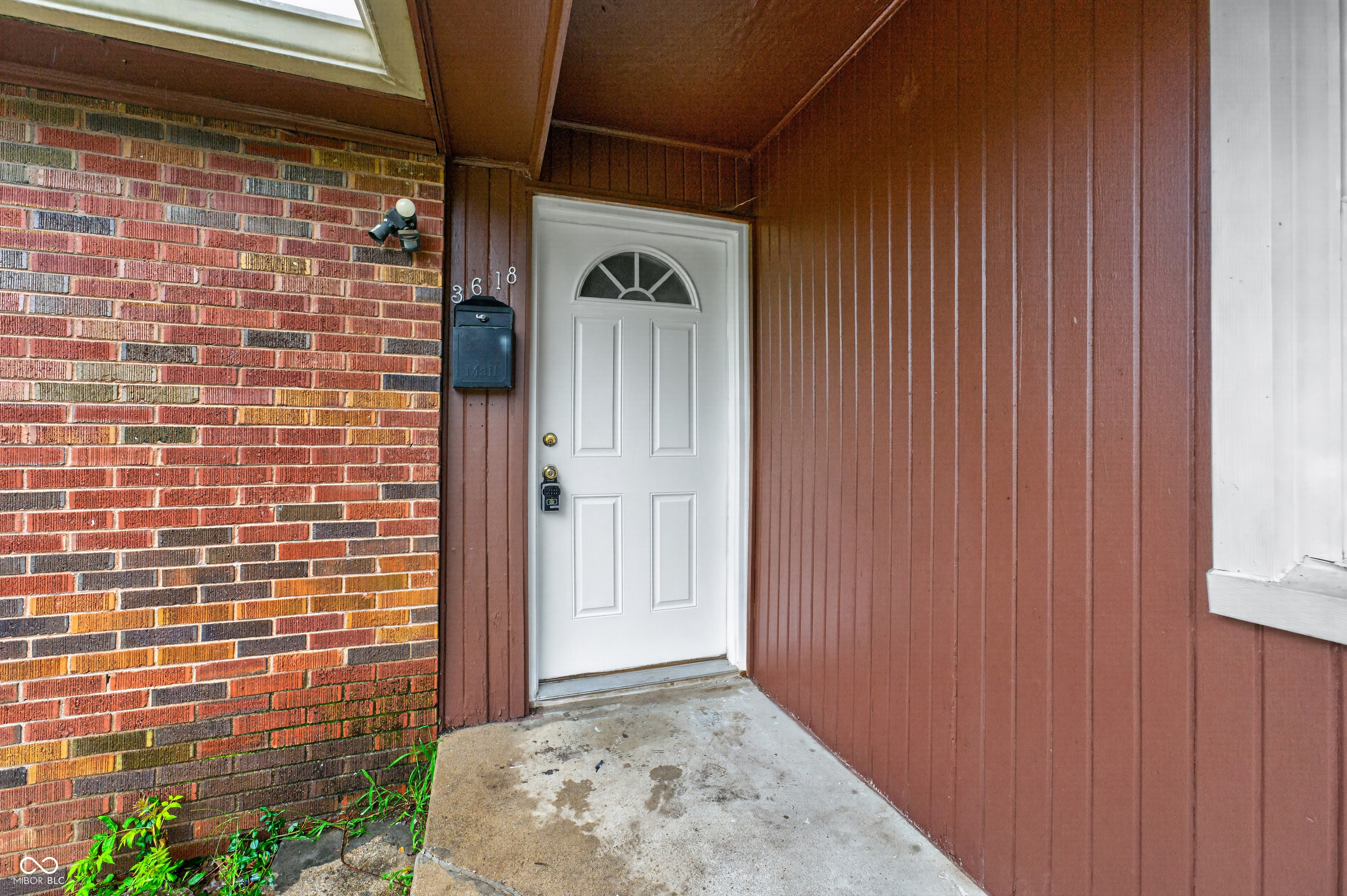 3618 N Adams Street, Indianapolis, IN, 46218 photo 4 of 29