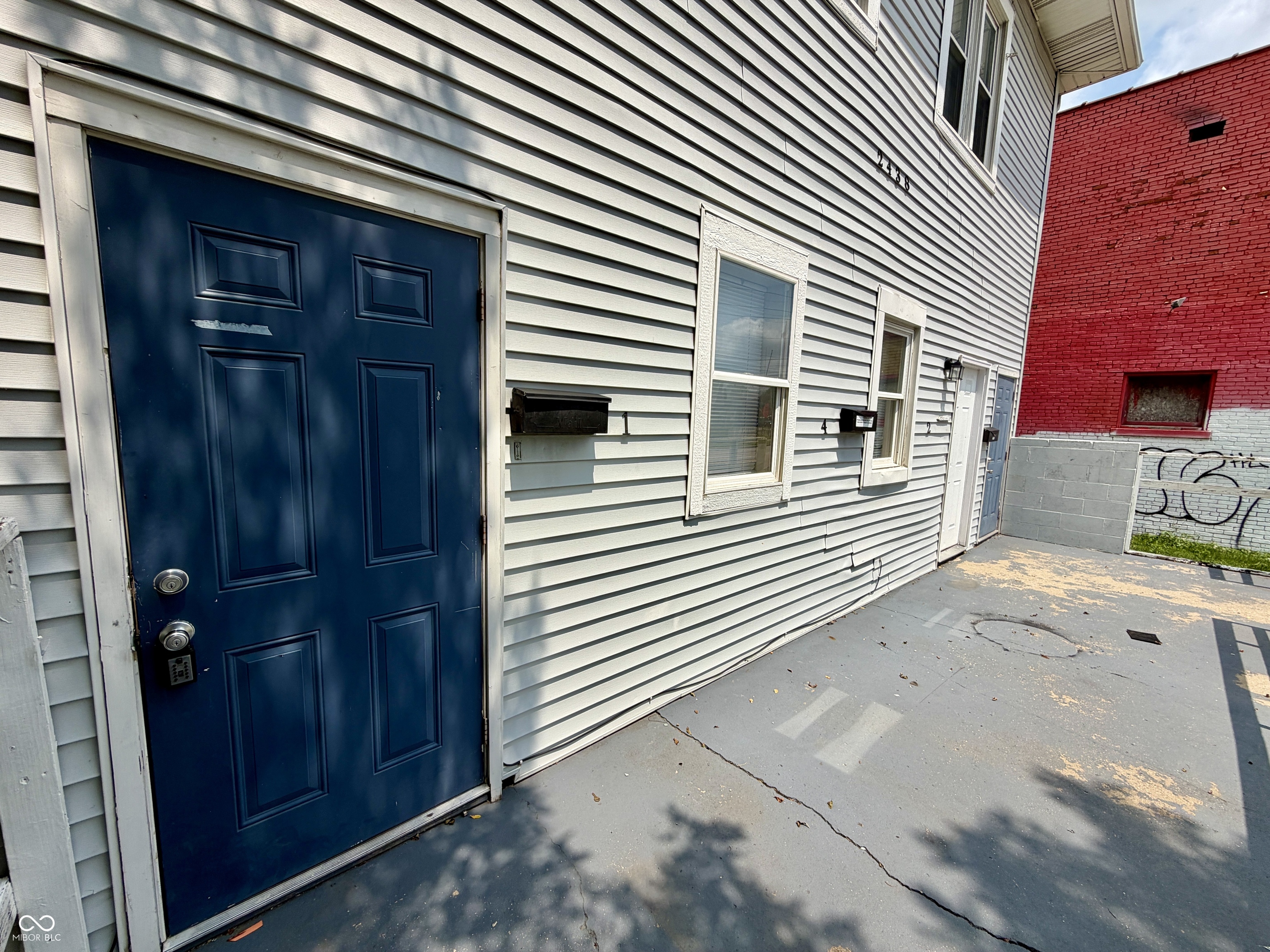 2438 E Washington Street, Indianapolis, IN, 46201 photo 4 of 18