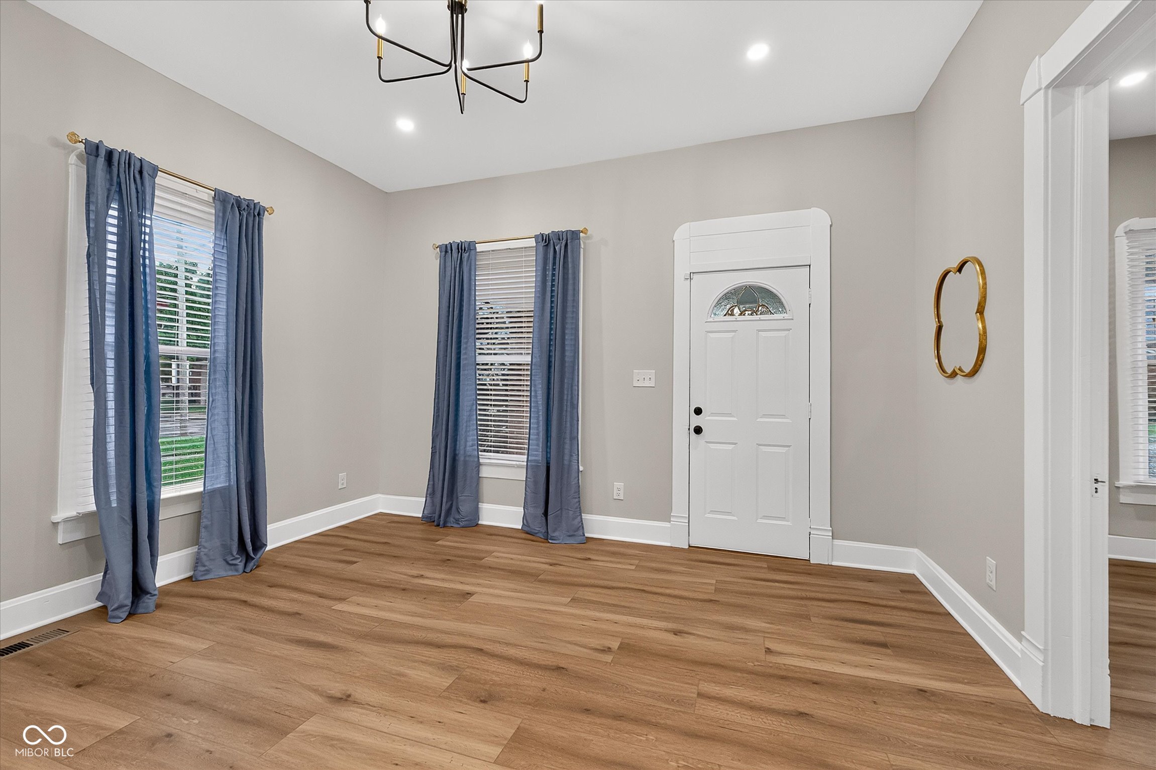1021 N Gale Street, Indianapolis, IN, 46201 photo 4 of 31