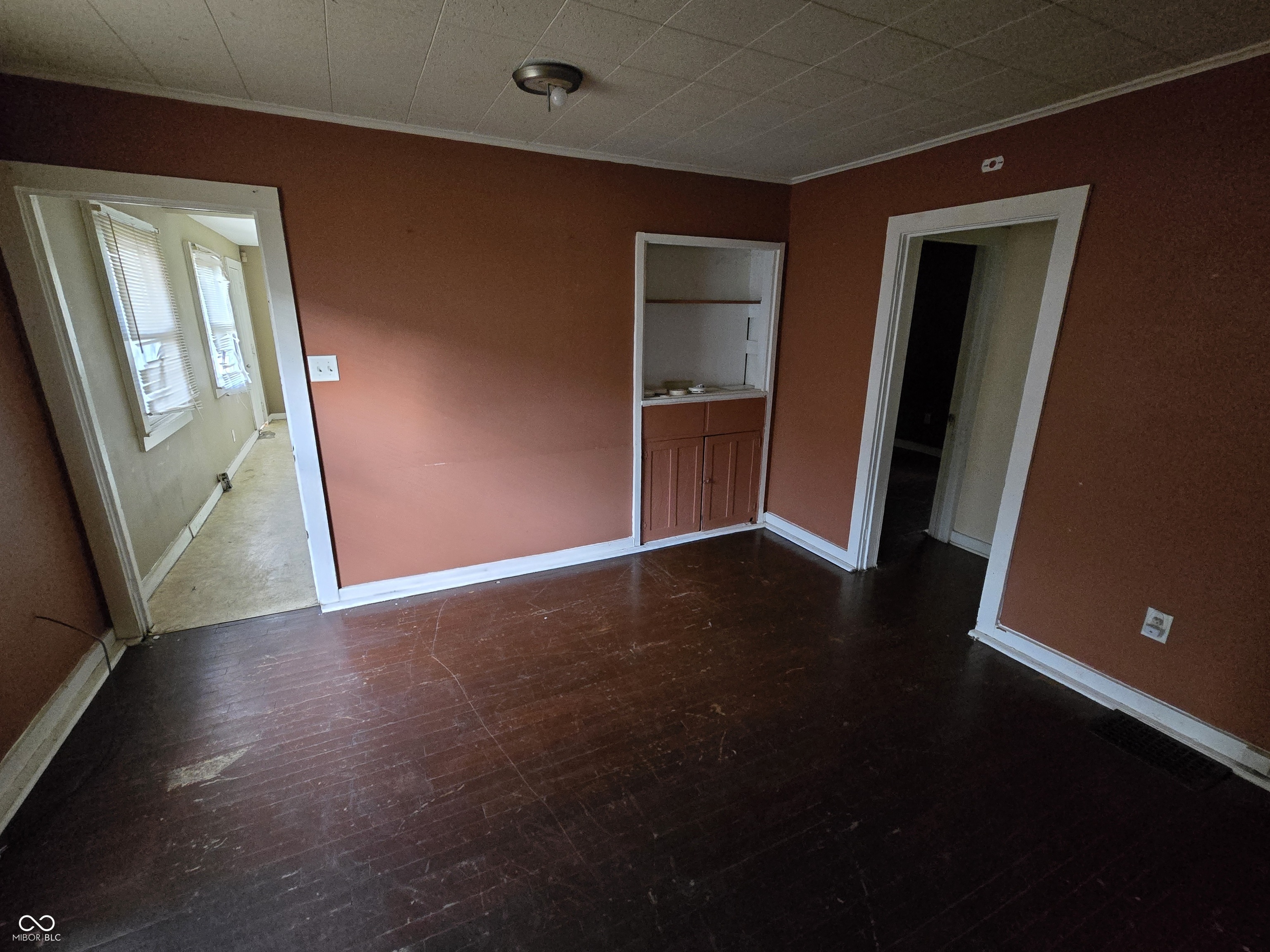 654 N Alton Avenue, Indianapolis, IN, 46222 photo 4 of 13
