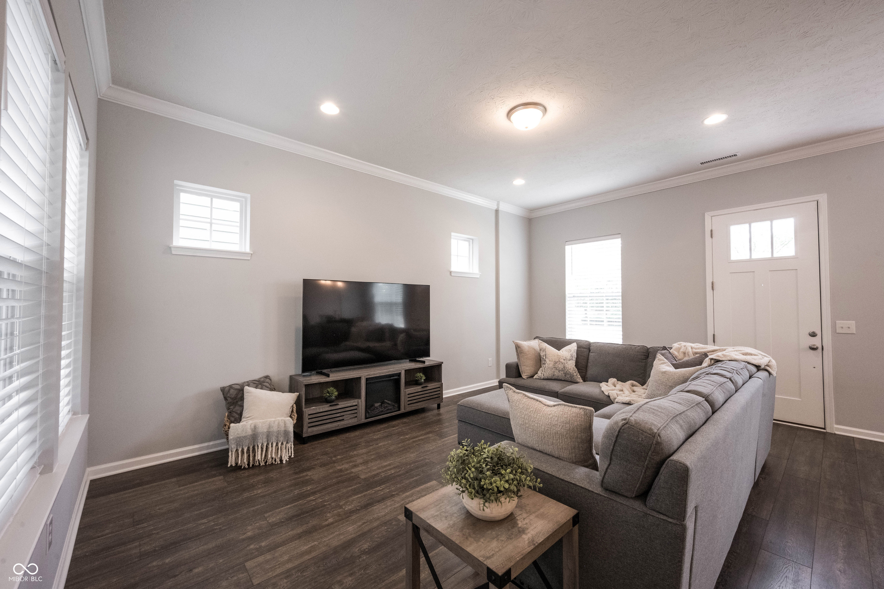 13083 Pennington Road, Fishers, IN, 46037 photo 4 of 64