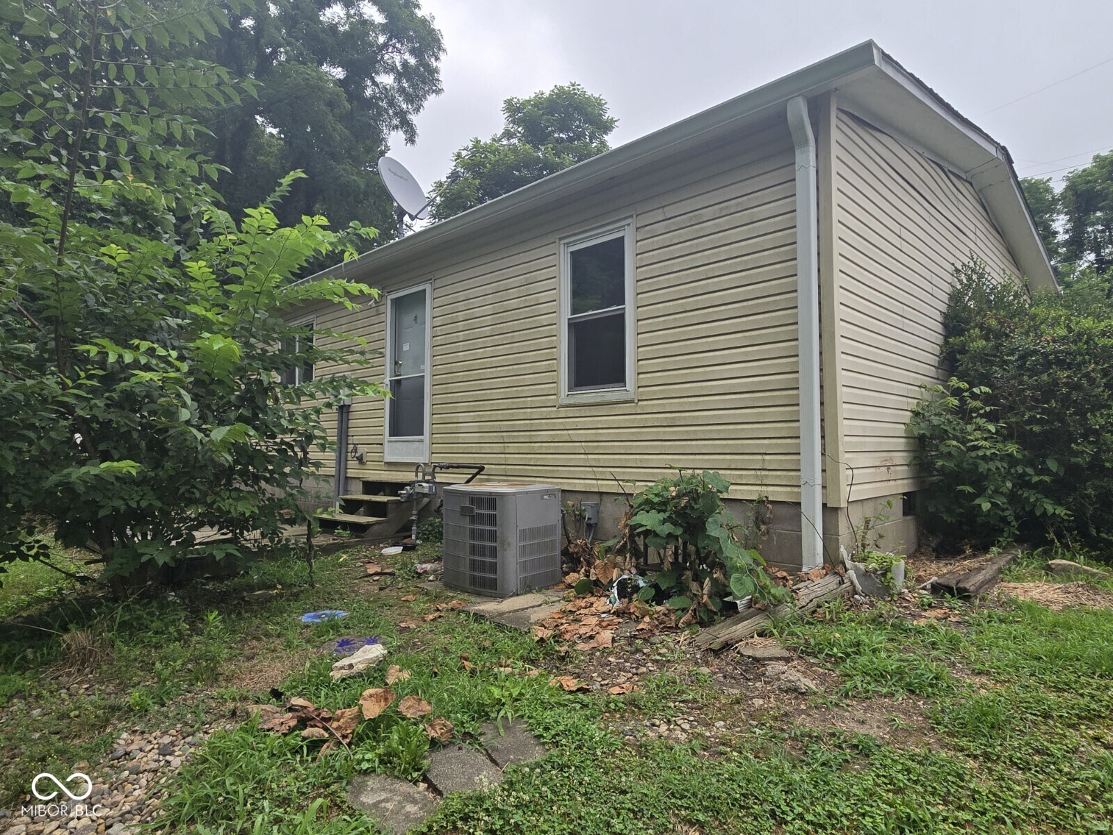 4002 Keegan Road, West Terre Haute, IN, 47885 photo 4 of 19