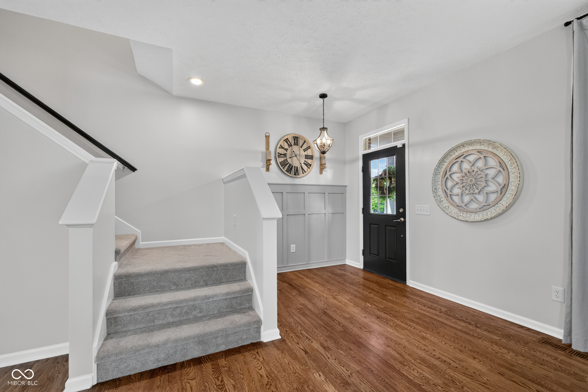 541 Stafford Drive, Westfield, IN, 46074 photo 4 of 49