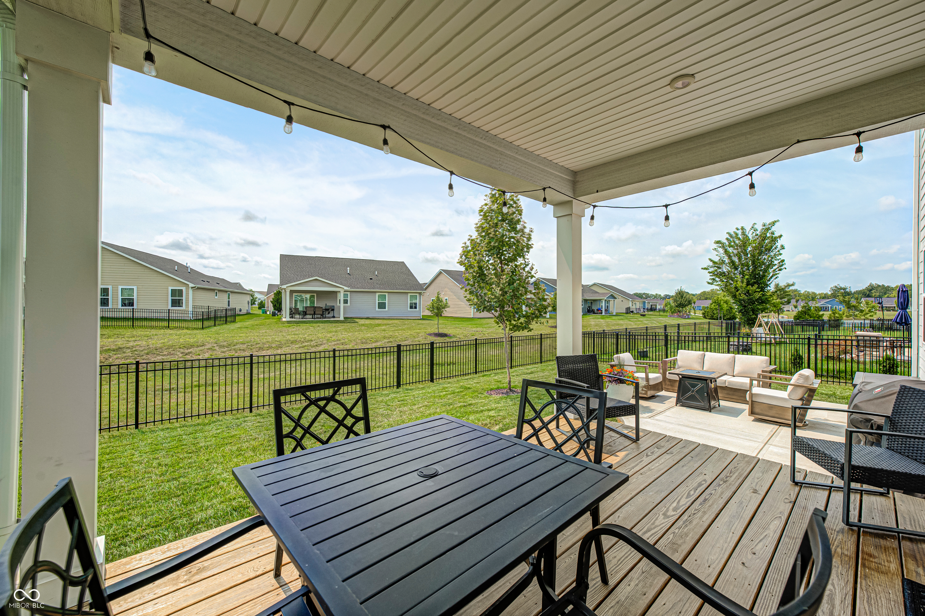 17968 Sunbrook Way, Westfield, IN, 46074 photo 4 of 45
