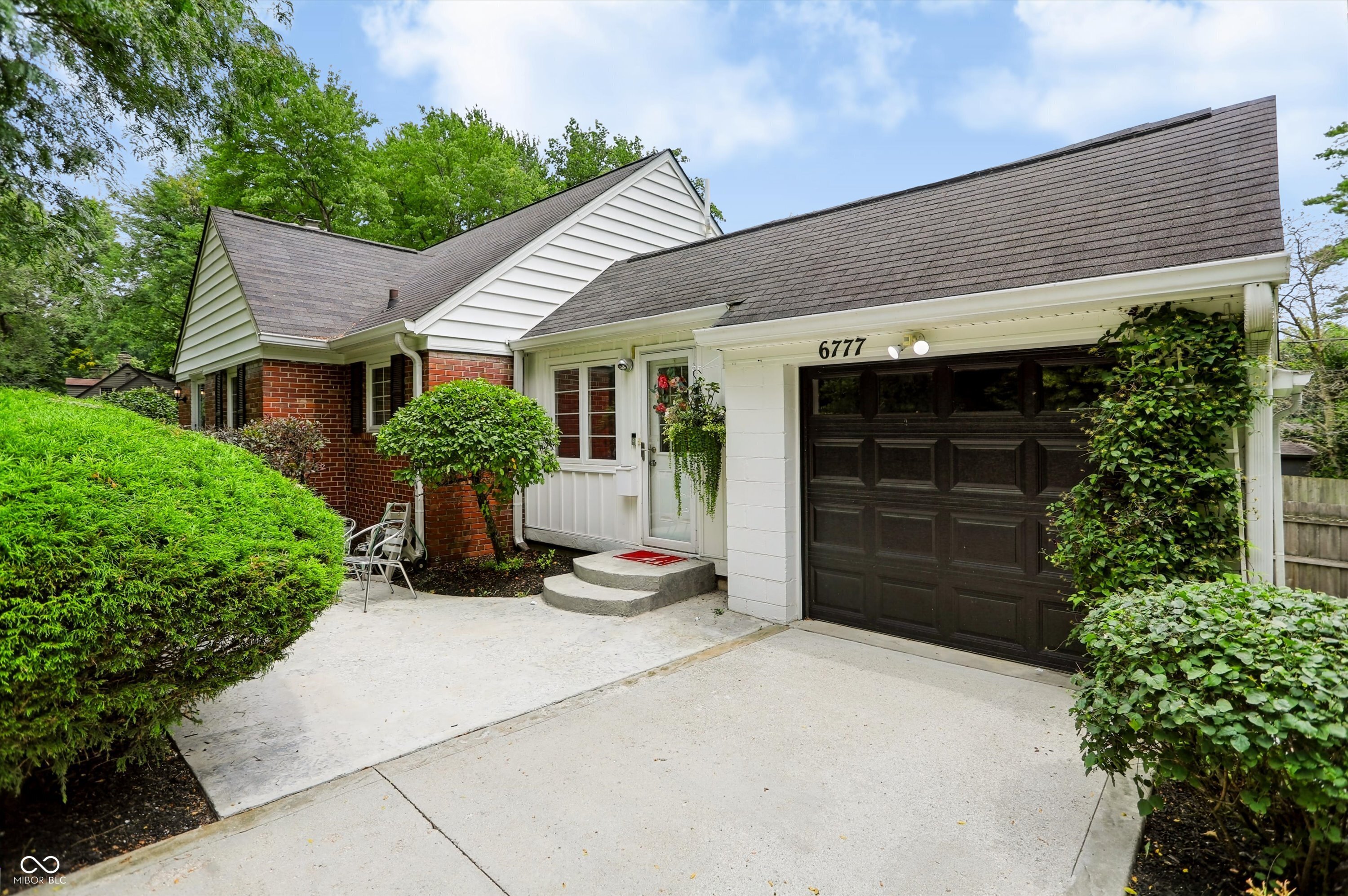 6777 Washington Boulevard W, Indianapolis, IN, 46220 photo 4 of 52