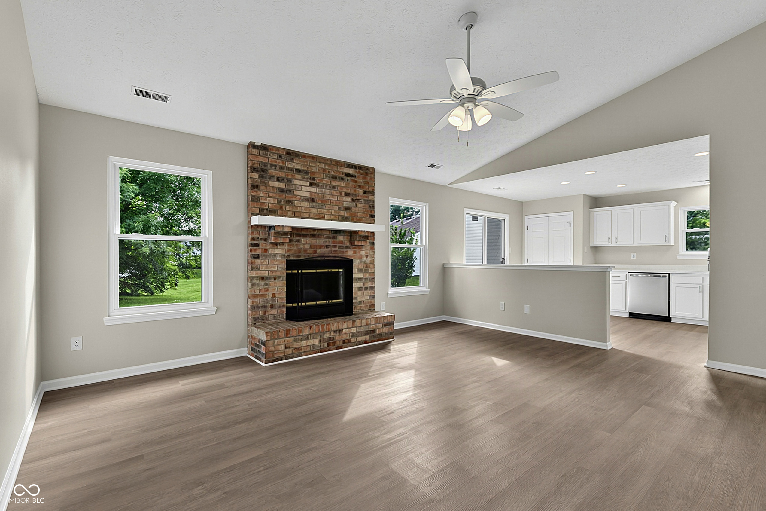 7309 Muirfield Place, Indianapolis, IN, 46237 photo 4 of 21