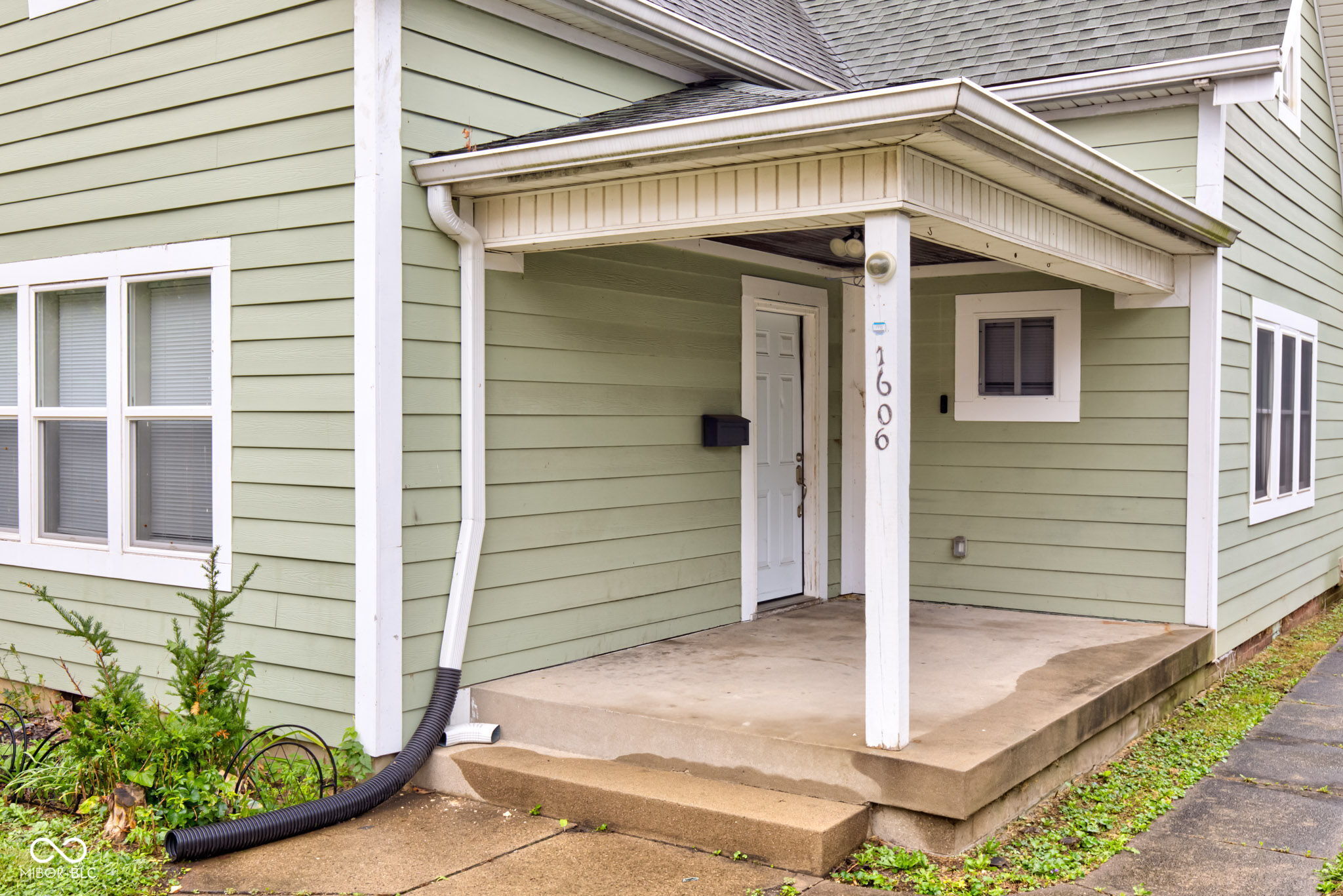 1606 Ringgold Avenue, Indianapolis, IN, 46203 photo 4 of 46