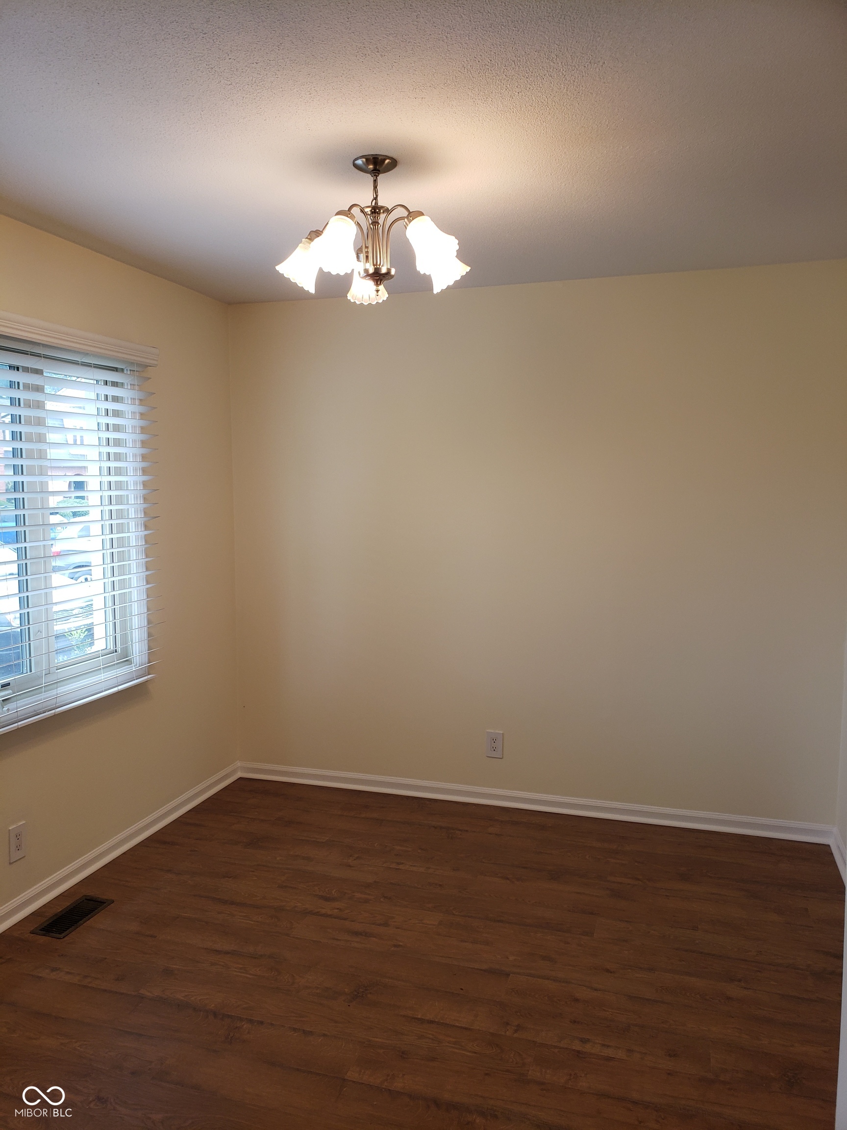 1149 Canterbury Square S #1149, Indianapolis, IN, 46260 photo 4 of 34