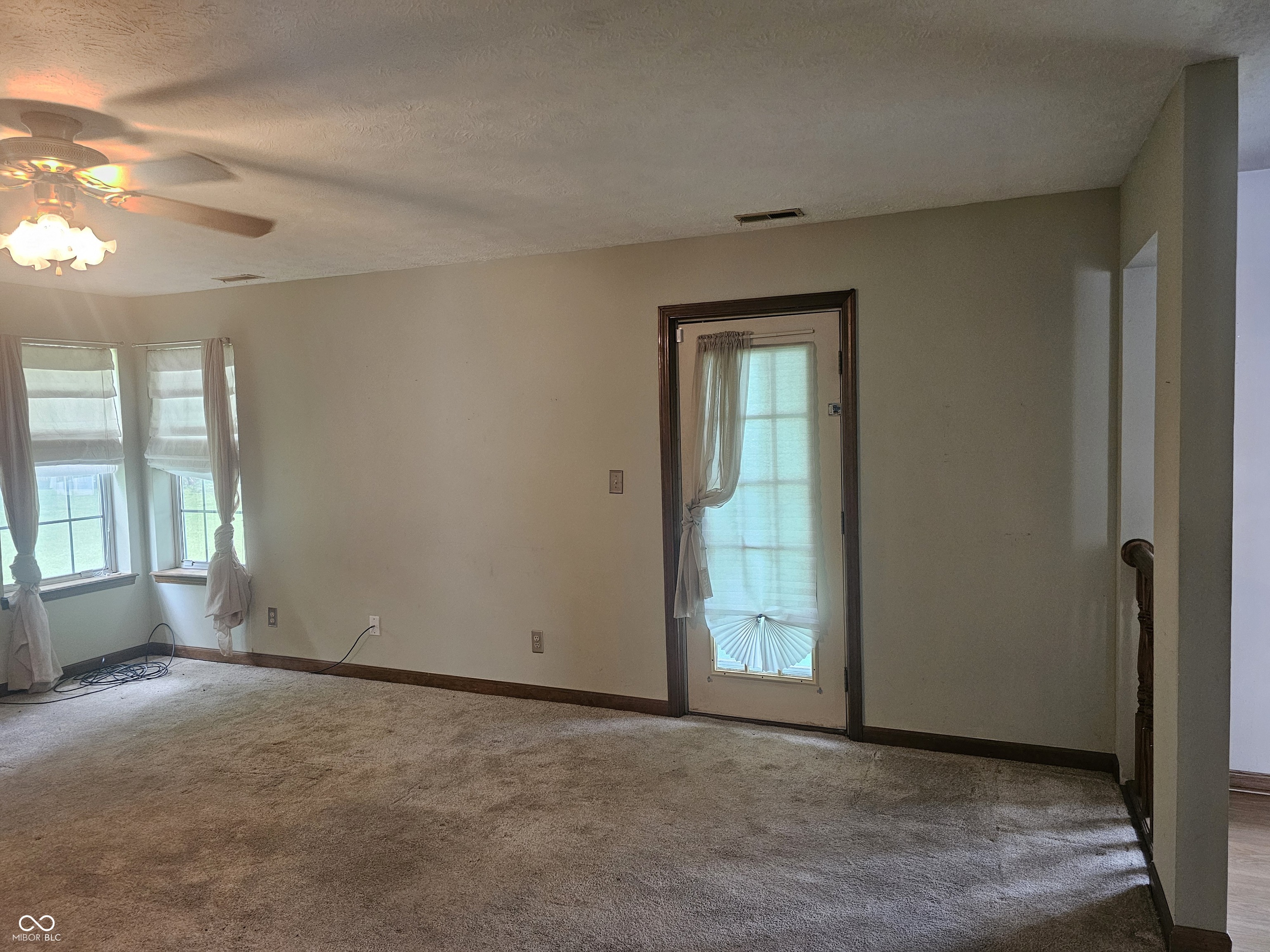 946 Johnathan Drive, Plainfield, IN, 46168 photo 4 of 33