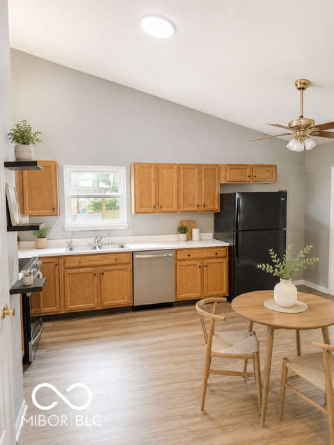 446 Grant Court, Avon, IN, 46123 photo 4 of 17