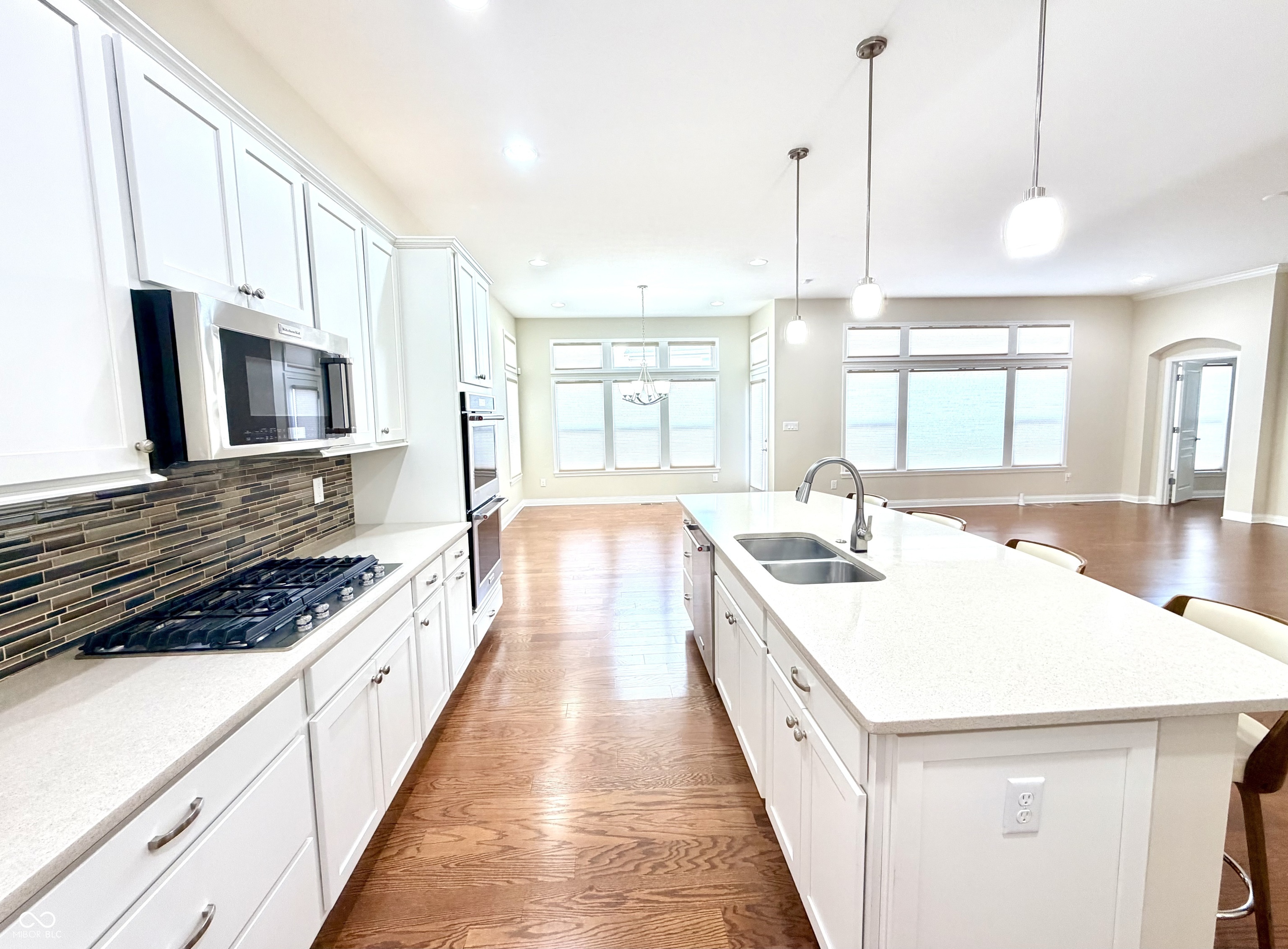 960 Miller Court, Greenfield, IN, 46140 photo 4 of 35