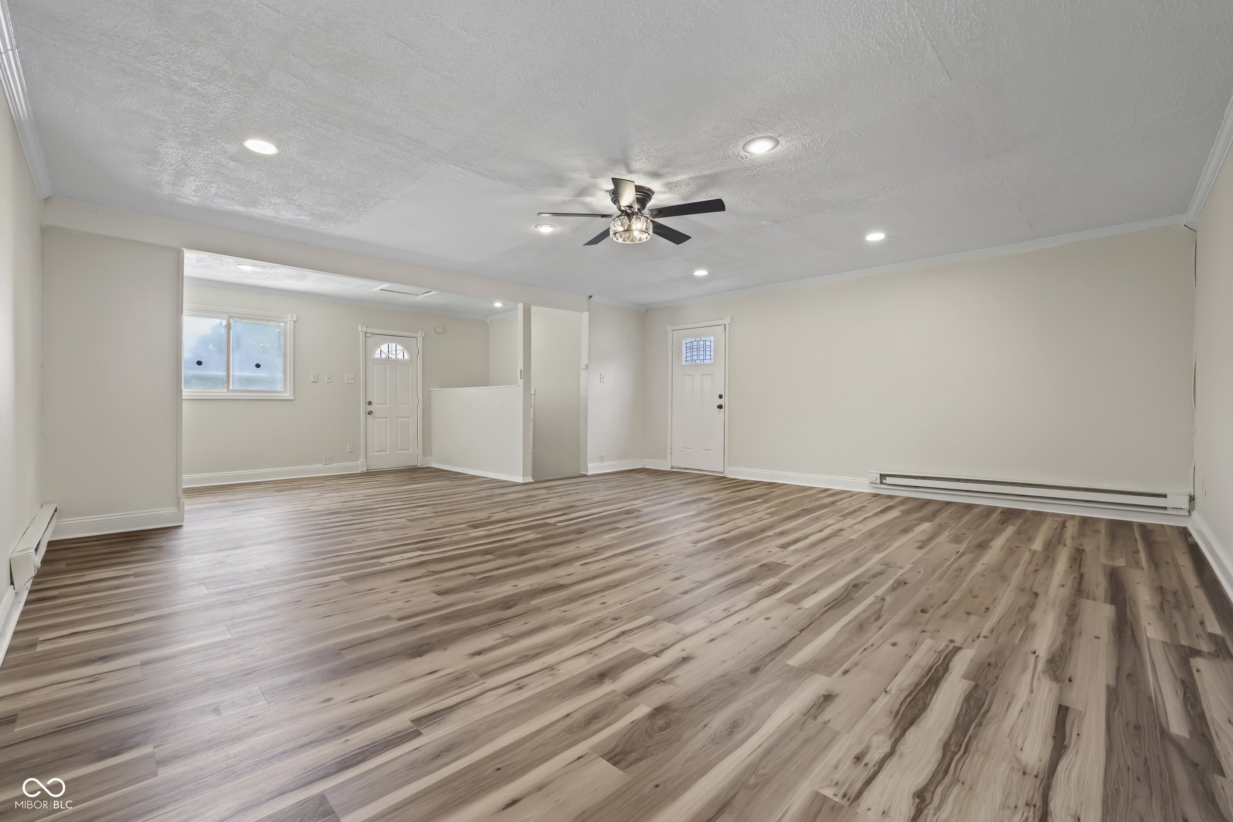 4404 Westbourne Drive, Indianapolis, IN, 46205 photo 4 of 34