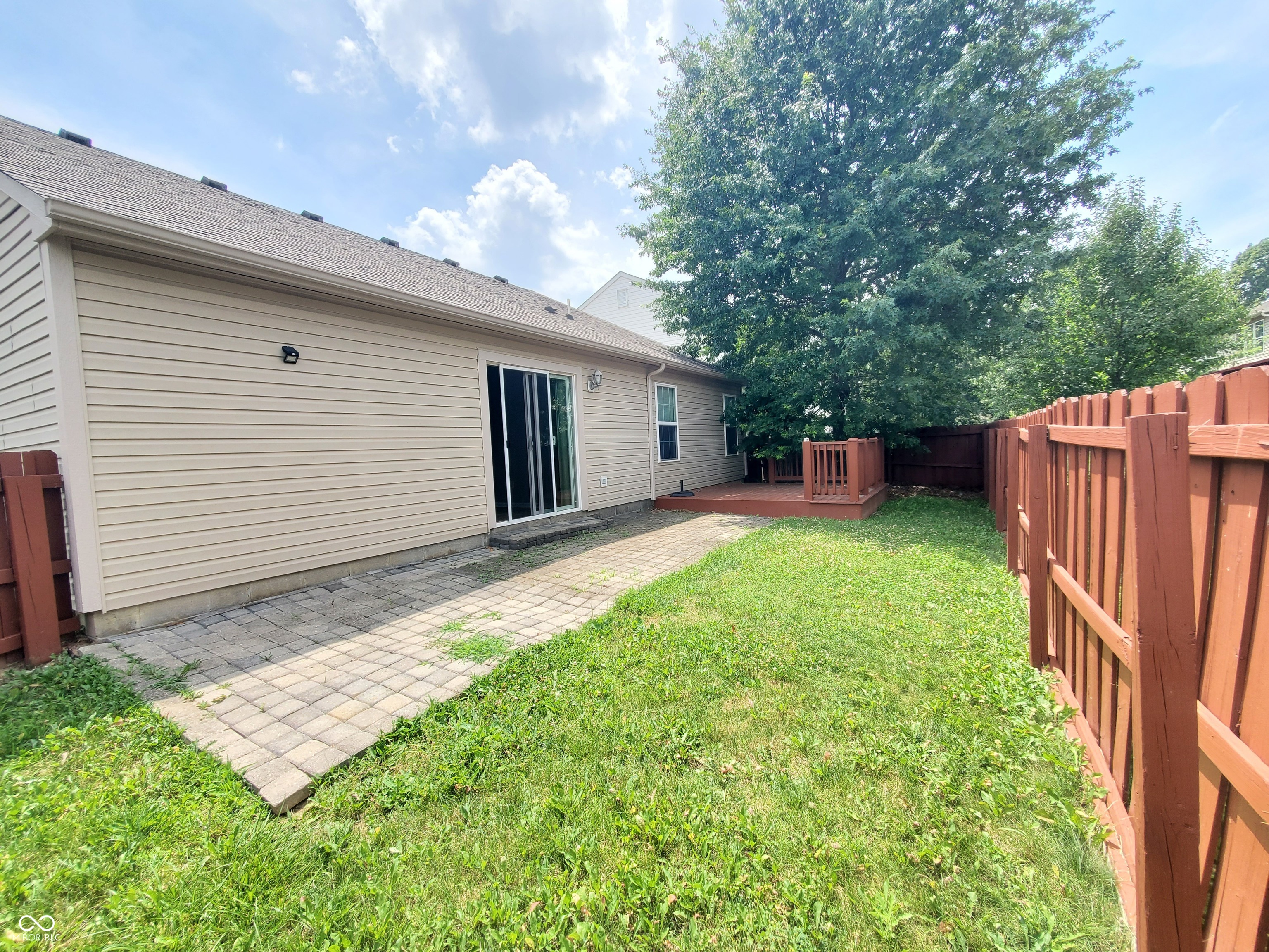 10450 Lookout Lane, Indianapolis, IN, 46234 photo 4 of 22