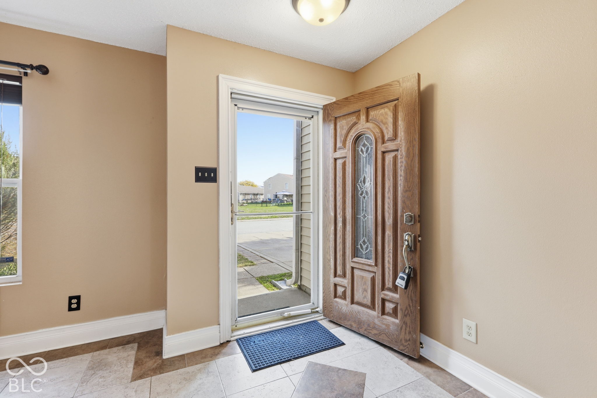 3254 Cork Bend Drive, Indianapolis, IN, 46239 photo 4 of 39
