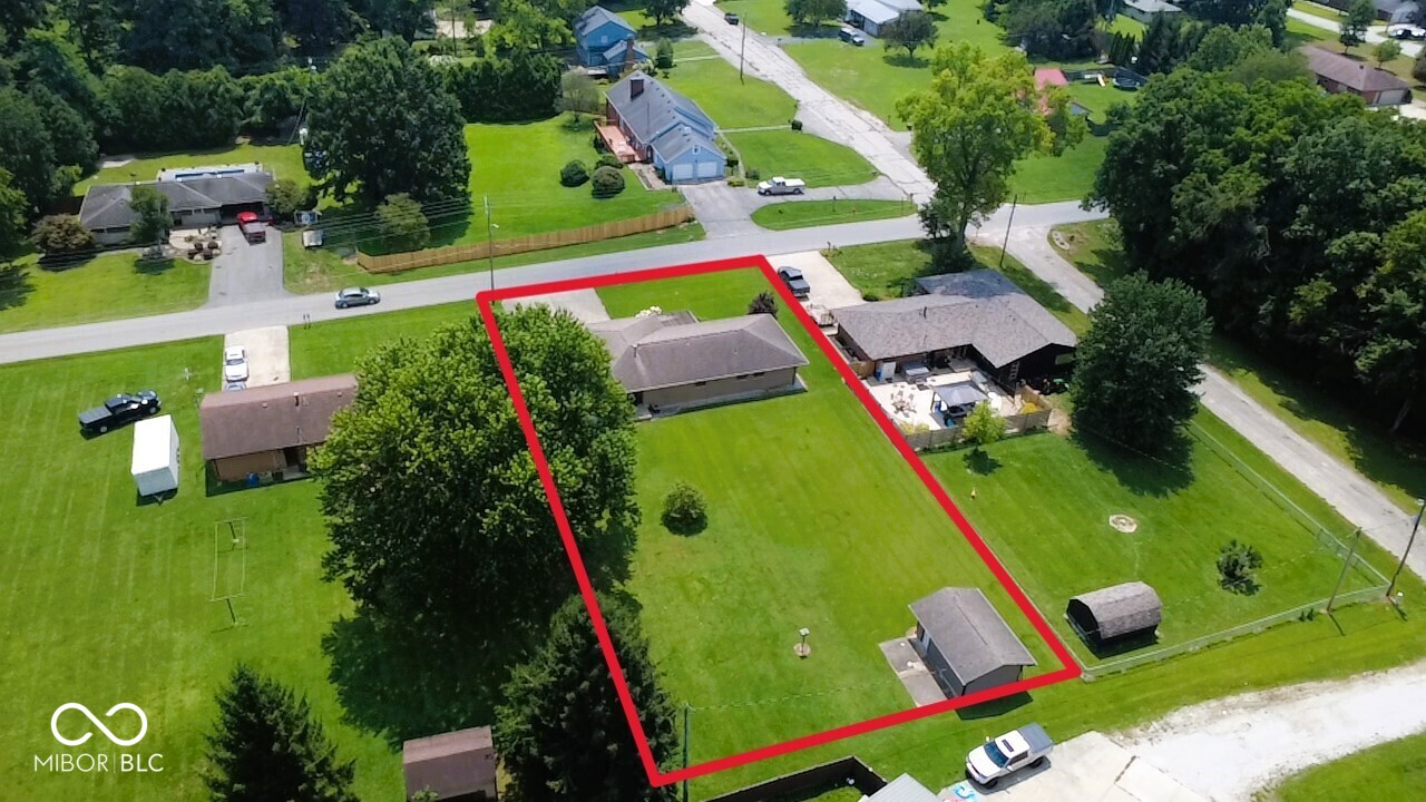 106 W Anderson Street, Rockville, IN, 47872 photo 4 of 48