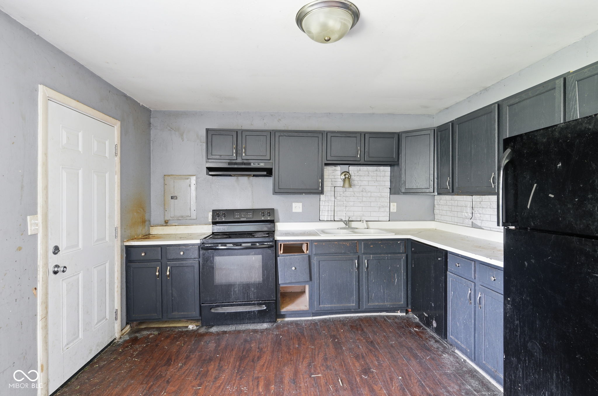 7752 Wysong Drive, Indianapolis, IN, 46219 photo 4 of 17