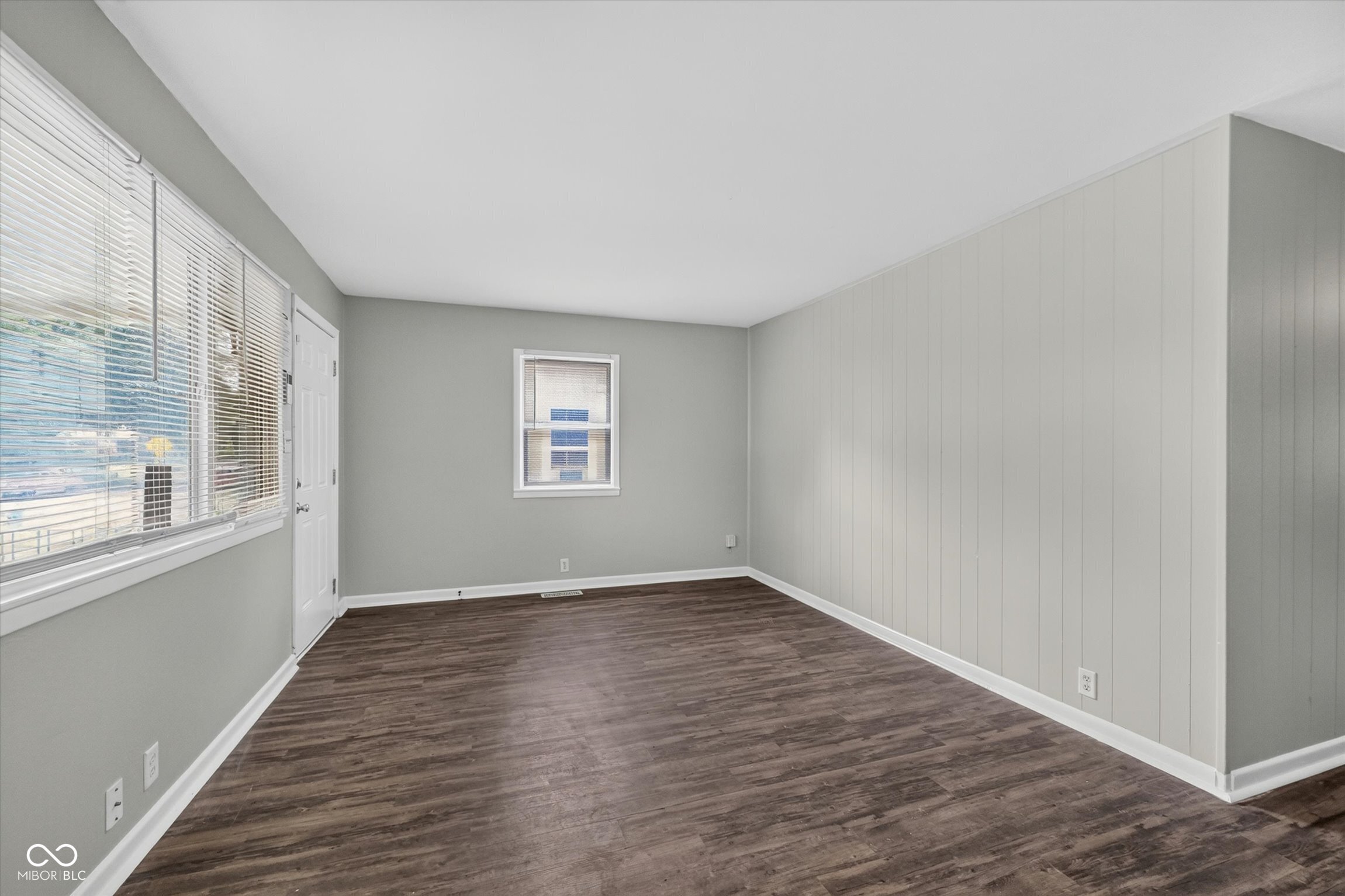 2036 N Euclid Avenue, Indianapolis, IN, 46218 photo 4 of 41