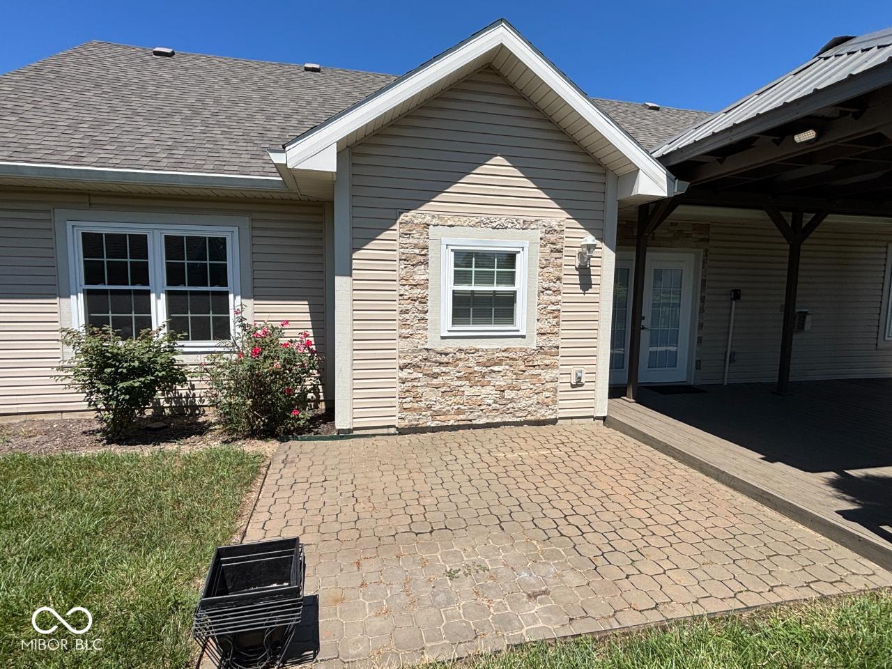 3609 W Moore Road, Muncie, IN, 47304 photo 4 of 34