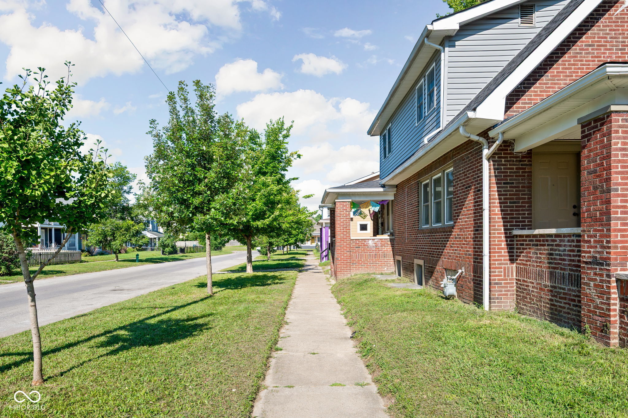 1724 Woodlawn Avenue, Indianapolis, IN, 46203 photo 4 of 45