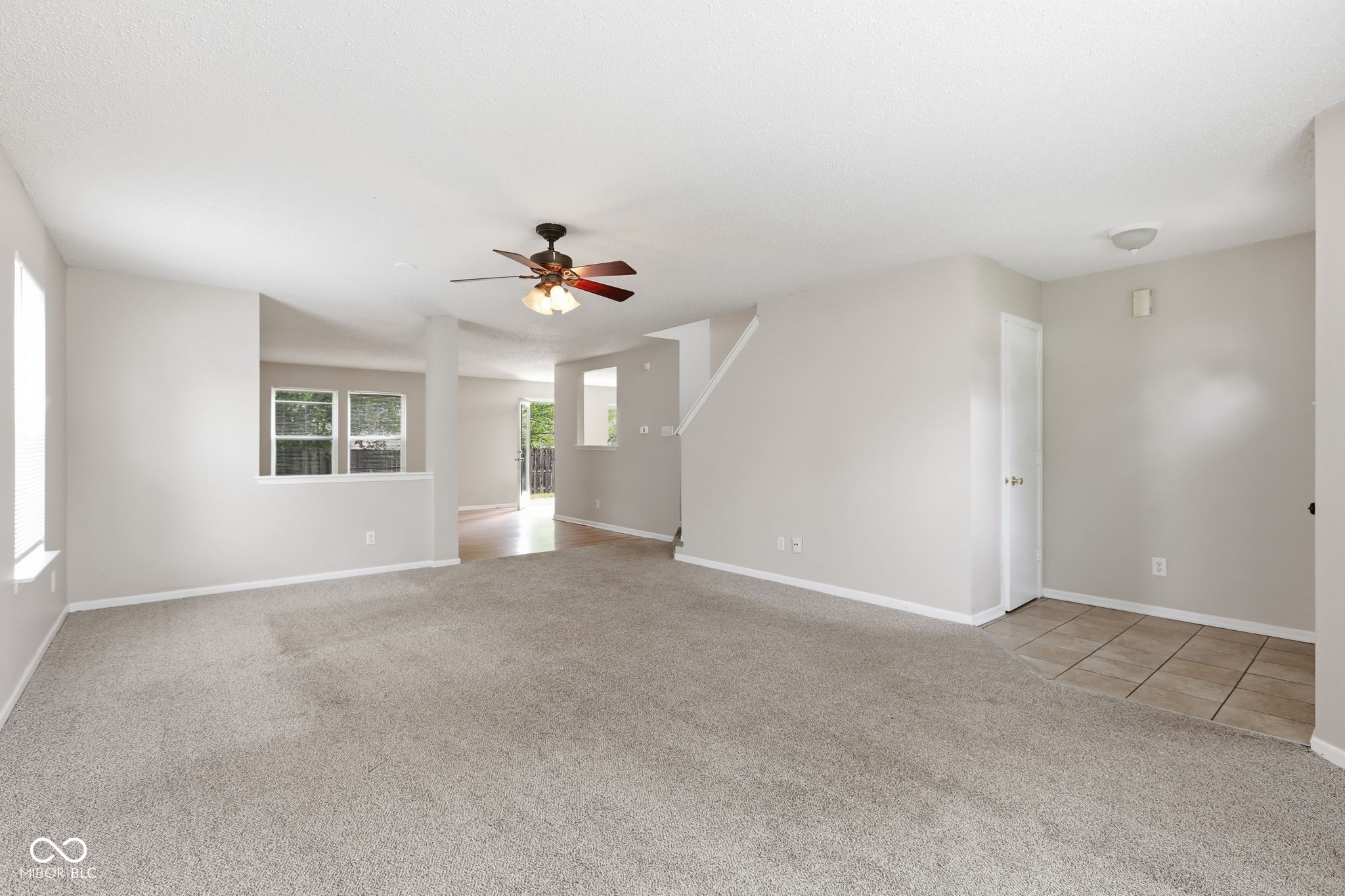 10198 Apple Blossom Circle, Fishers, IN, 46038 photo 4 of 35