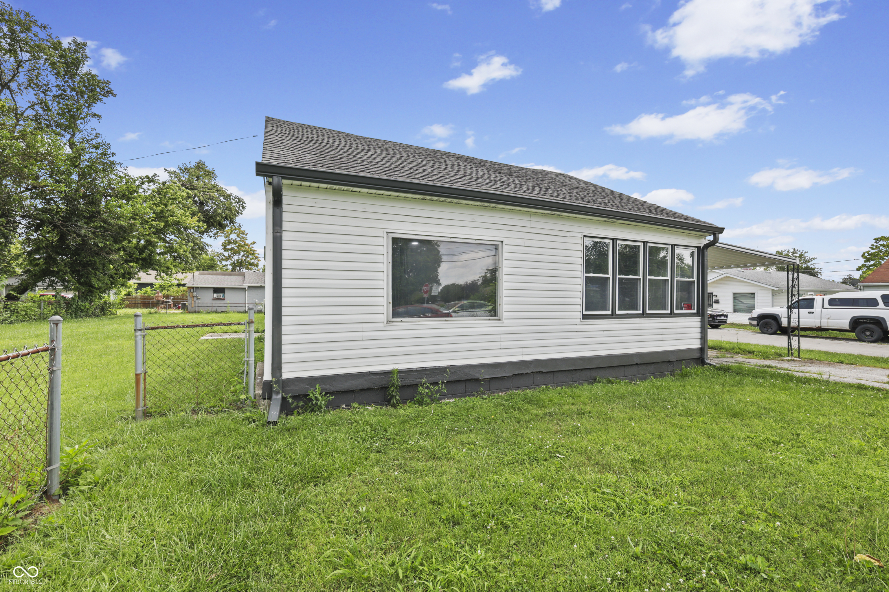 2501 Reformers Avenue, Indianapolis, IN, 46203 photo 4 of 37