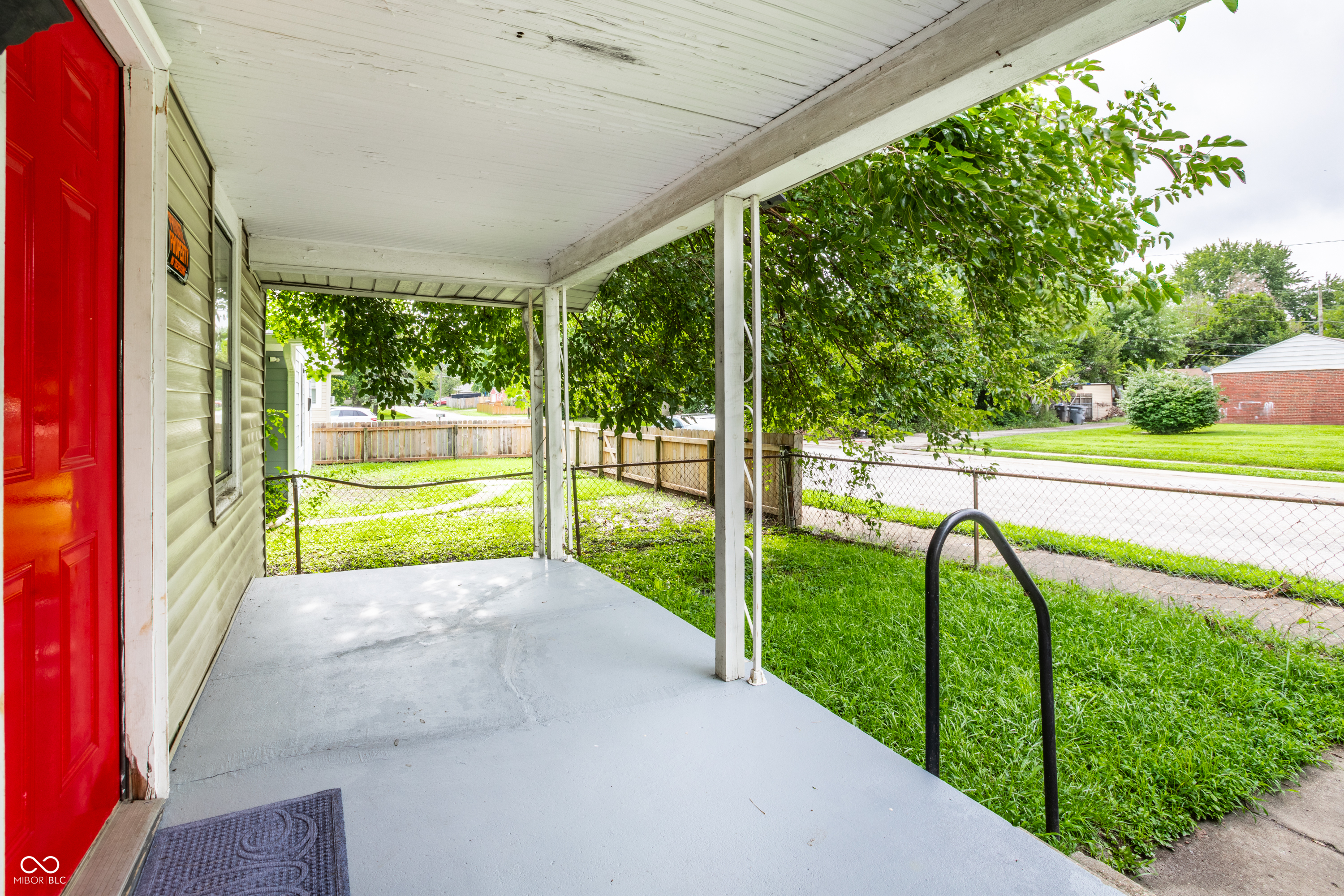 1812 E Kelly Street, Indianapolis, IN, 46203 photo 4 of 22