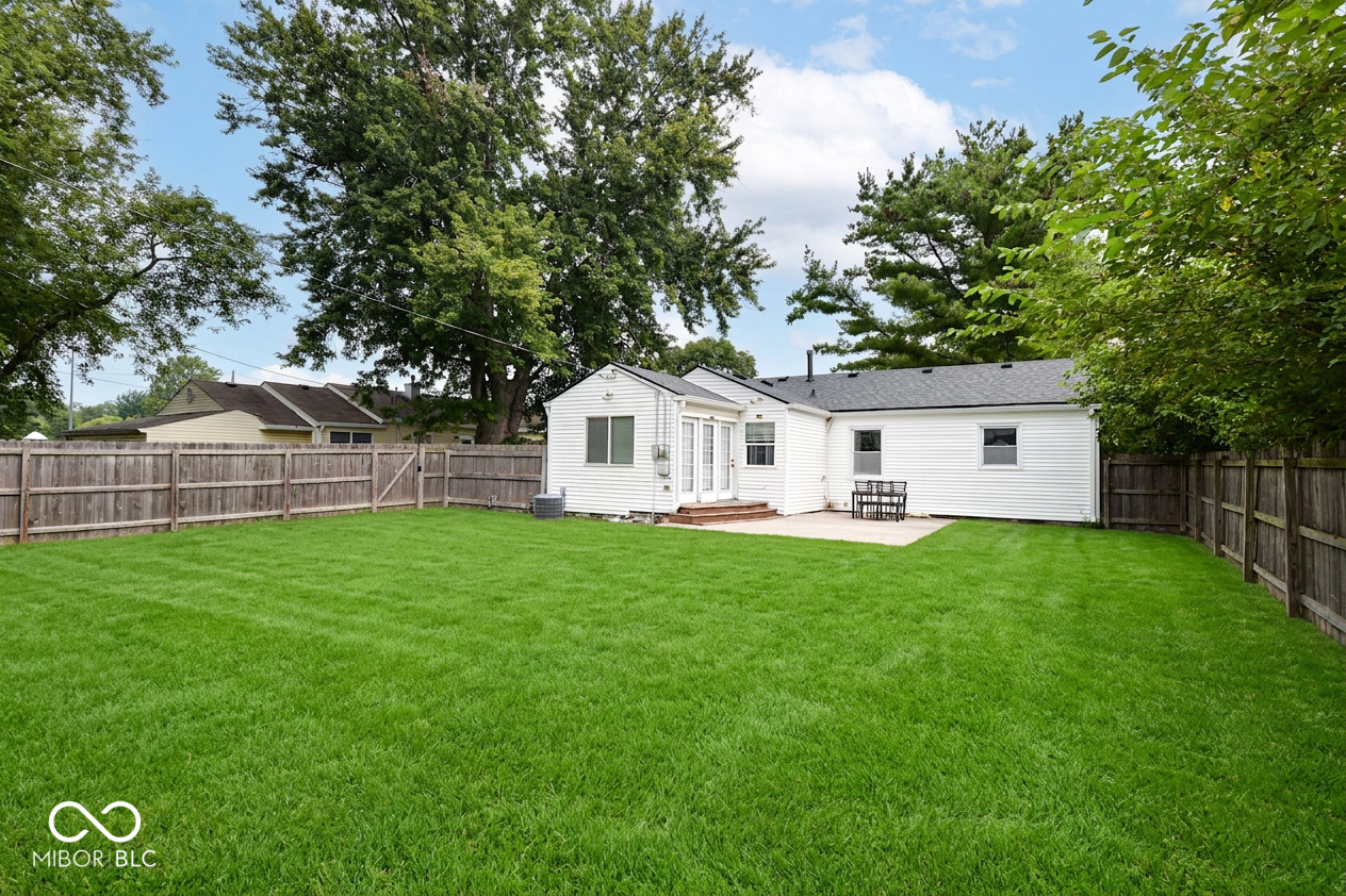 529 Maple Lane, Brownsburg, IN, 46112 photo 4 of 26