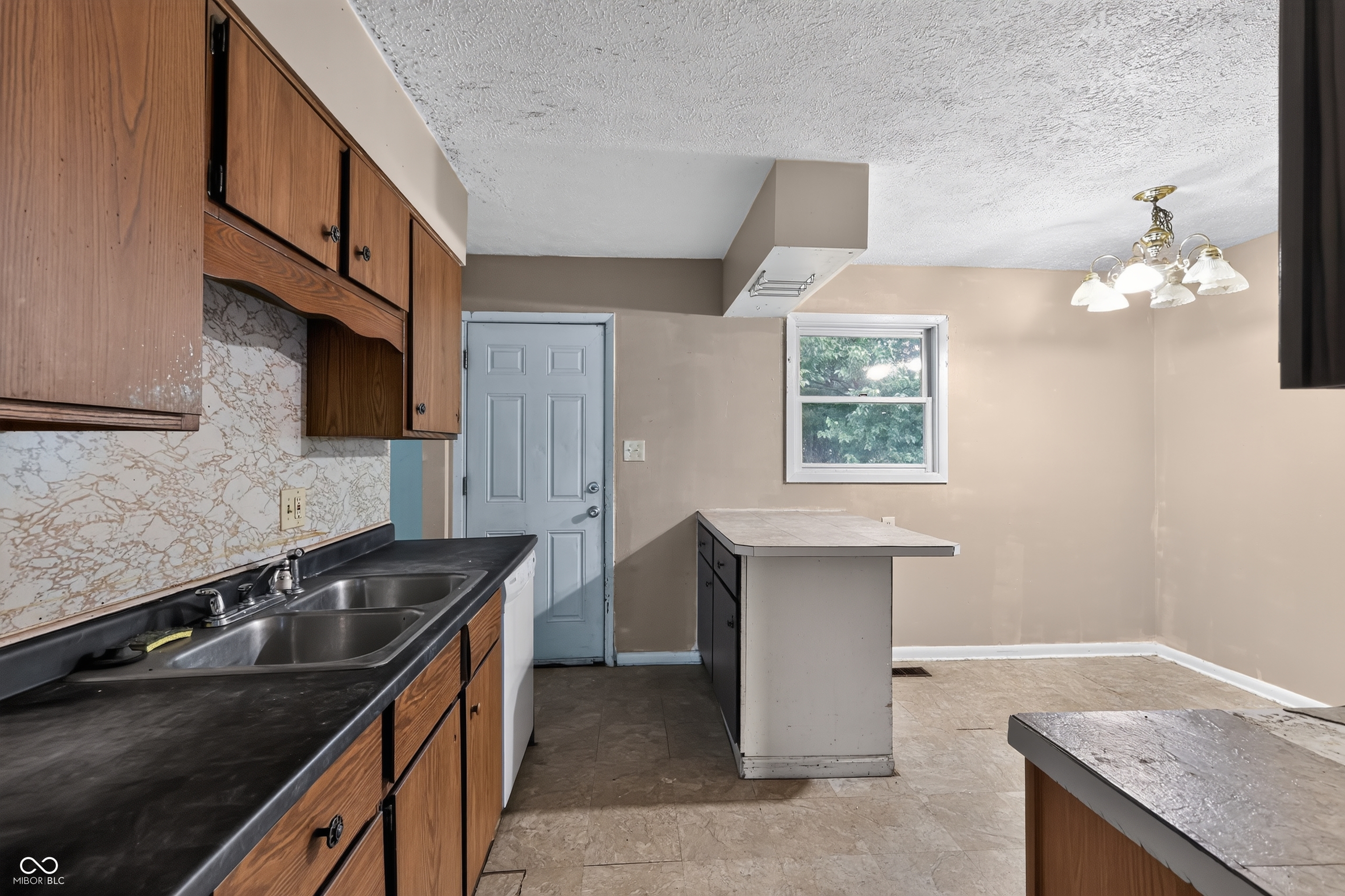 1725 N Audubon Road, Indianapolis, IN, 46218 photo 4 of 14