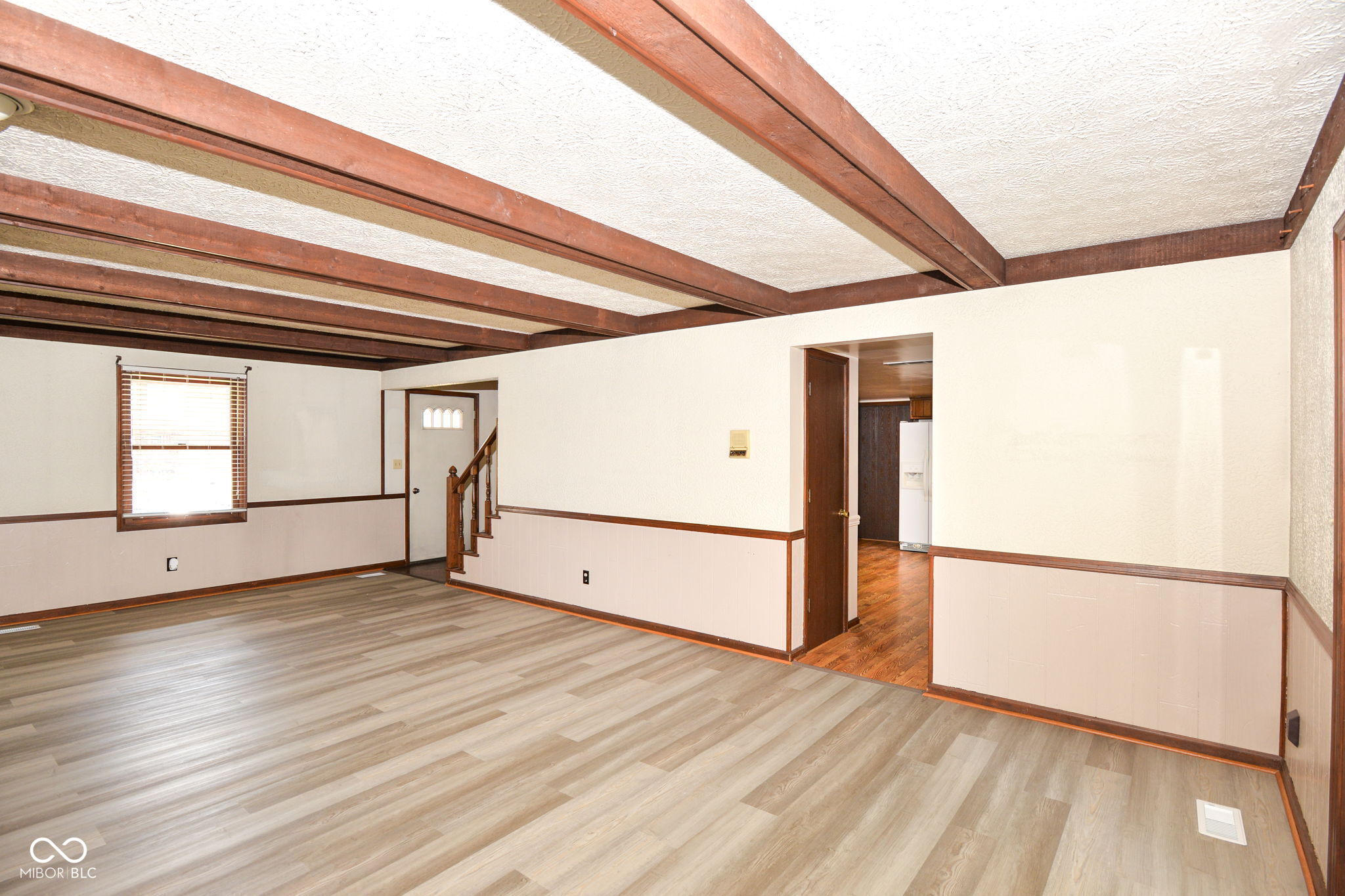 704 Kokomo Lane, Indianapolis, IN, 46241 photo 4 of 31