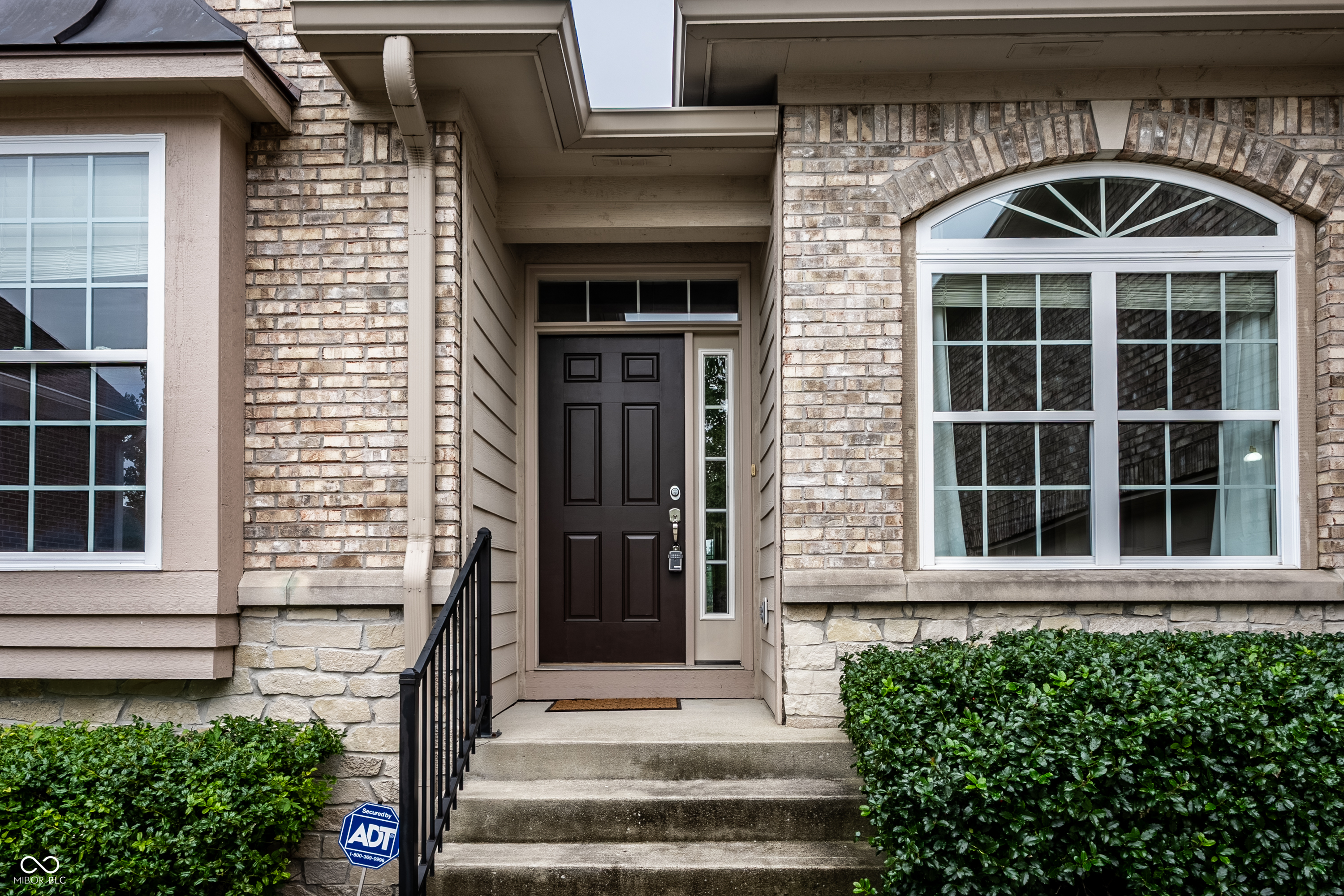 15471 Mission Hills Drive, Carmel, IN, 46033 photo 4 of 62