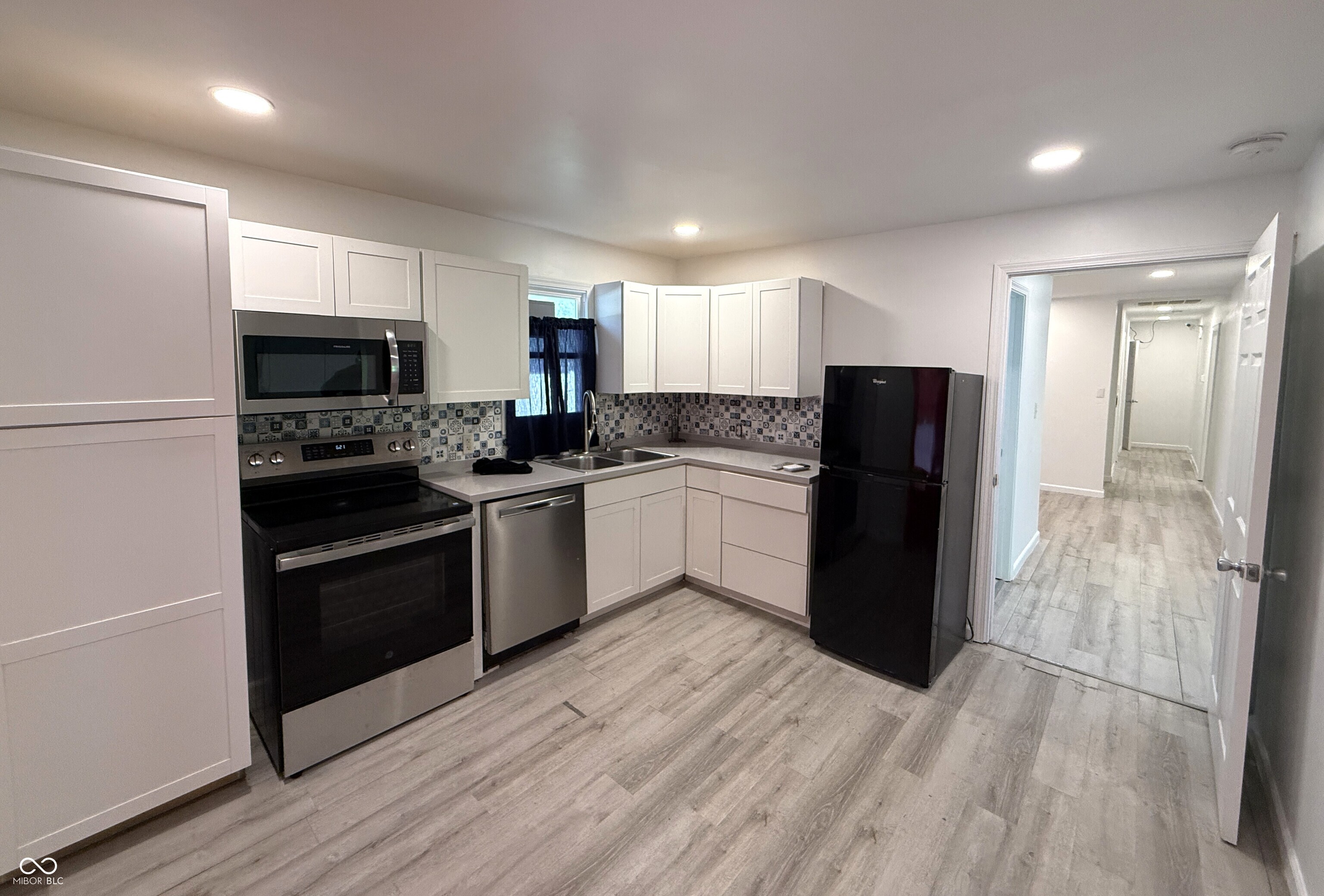 207 S Girls School Road, Indianapolis, IN, 46231 photo 4 of 26
