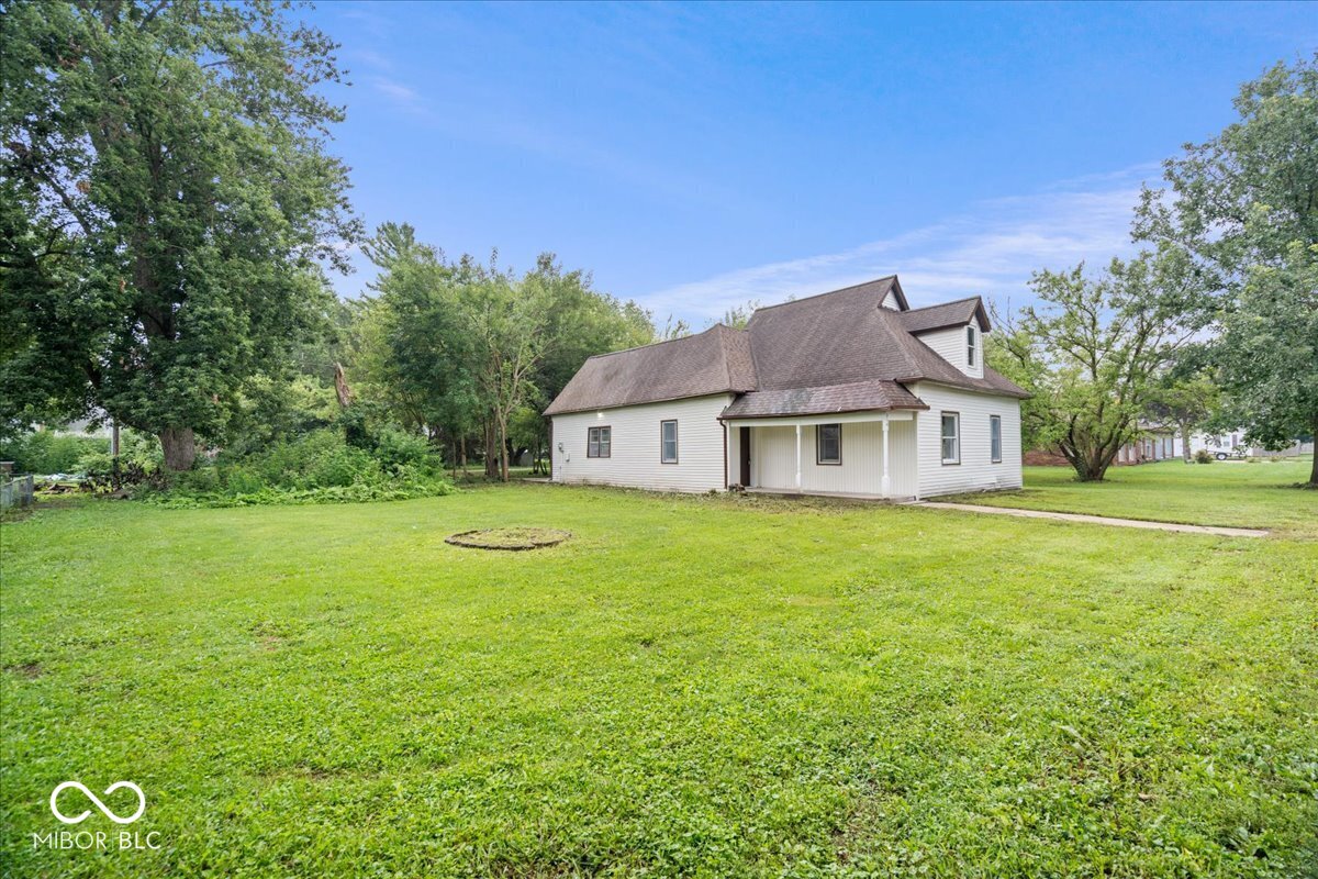 314 Craven Street, Sweetser, IN, 46987 photo 4 of 31