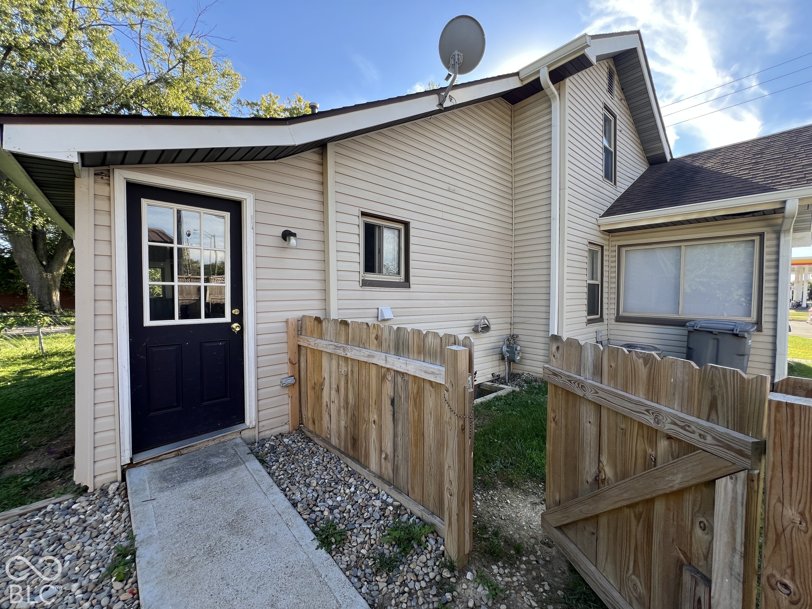 3513 Shelby Street, Indianapolis, IN, 46227 photo 4 of 30